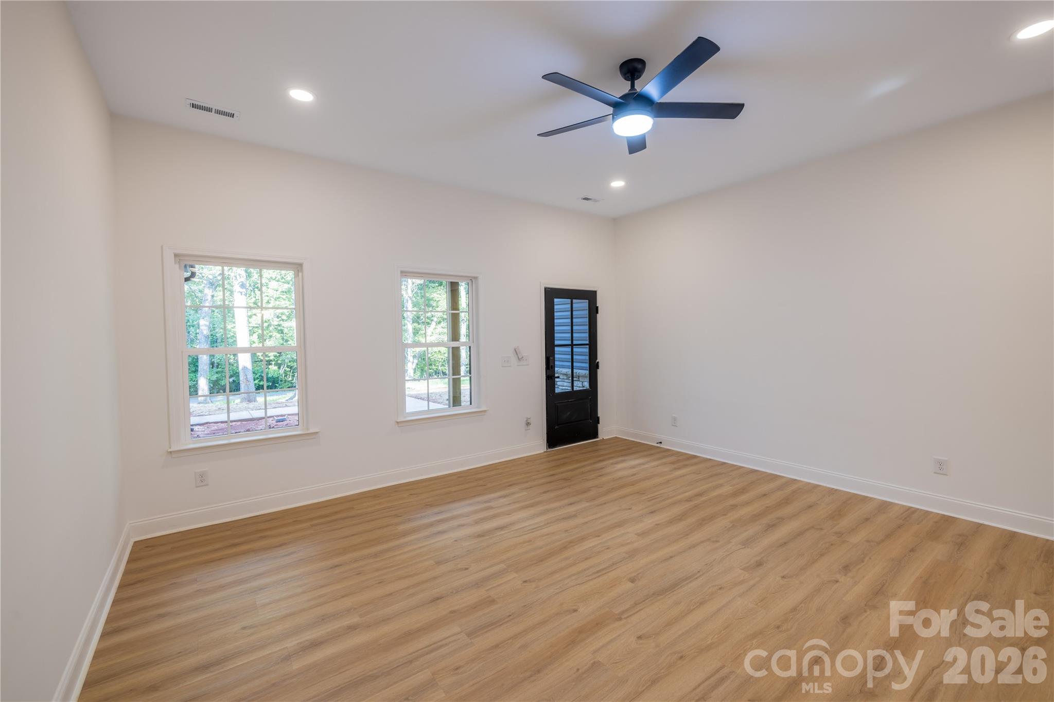 269 Tamarind Drive 568 Property Photo 4