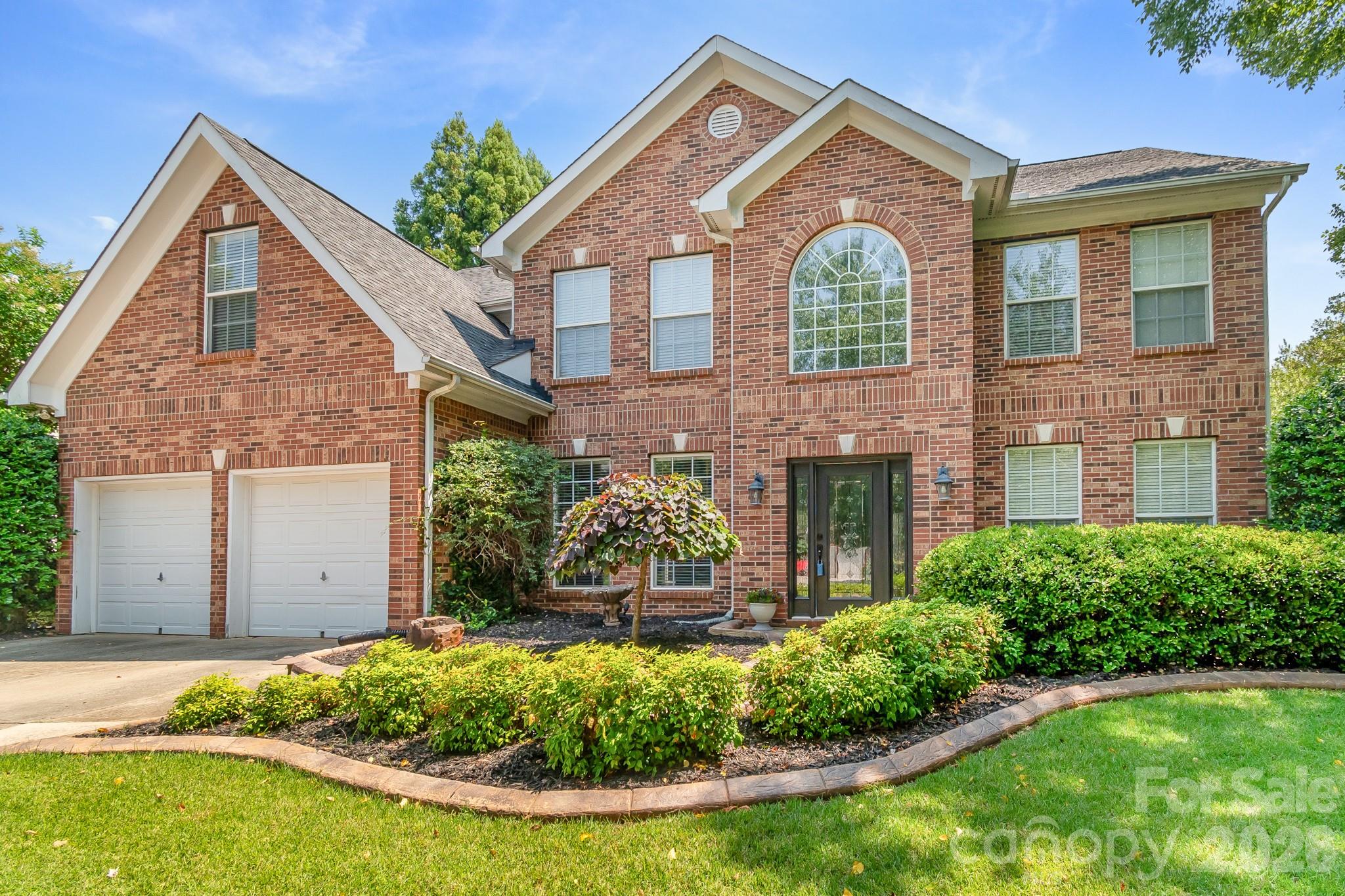 1107 Boulder Court Property Photo 2