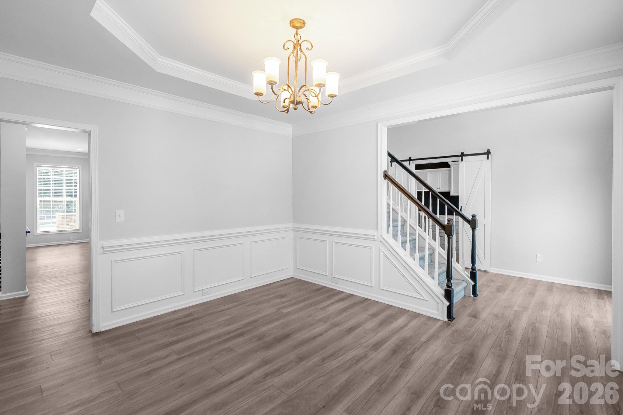 1107 Boulder Court Property Photo 6
