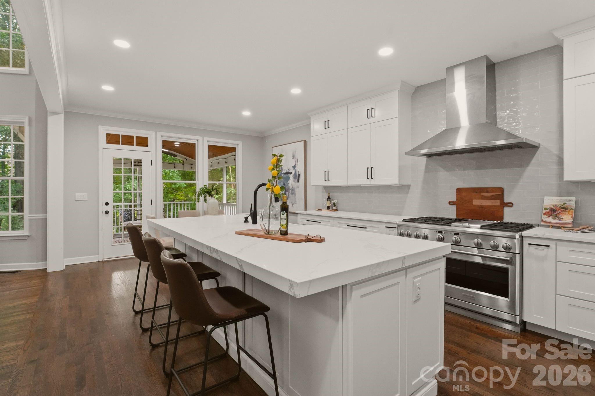 22012 Preswick Drive Property Photo 15