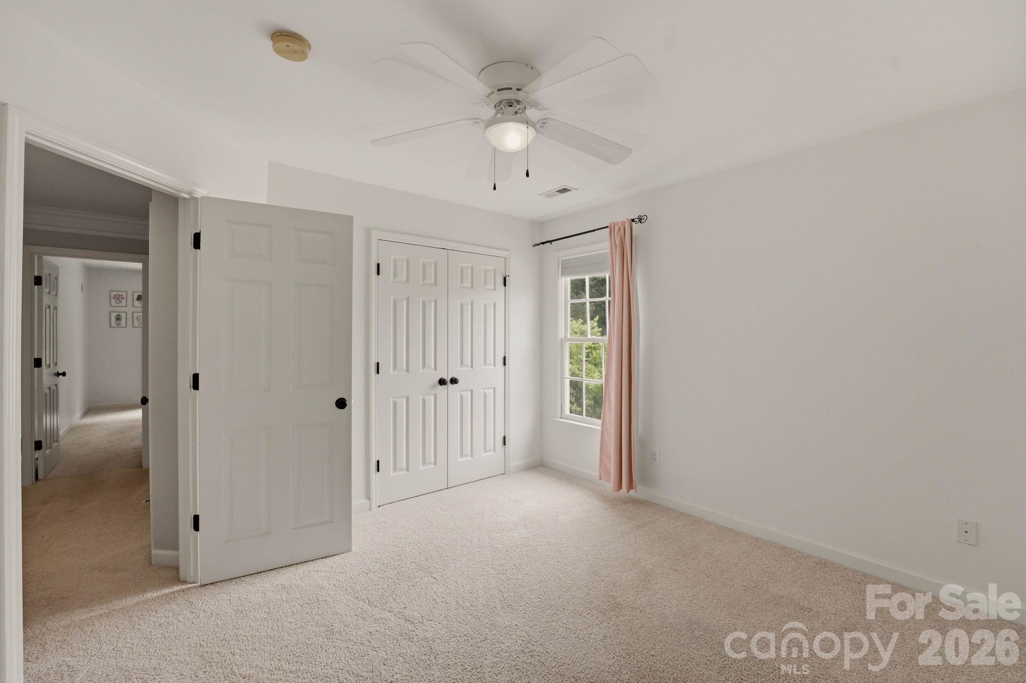 22012 Preswick Drive Property Photo 32
