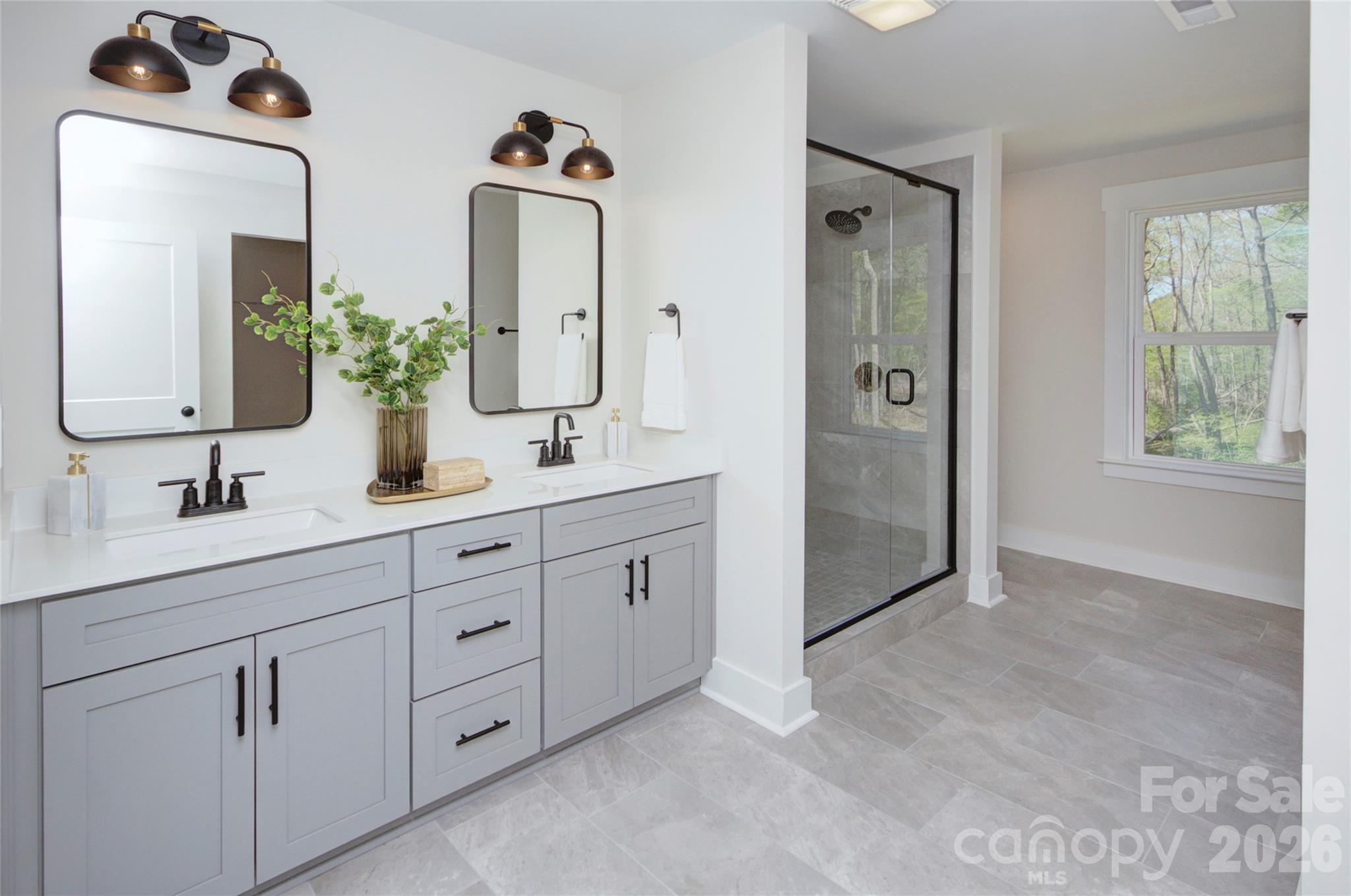 1033 Harrogate Drive Property Photo 23