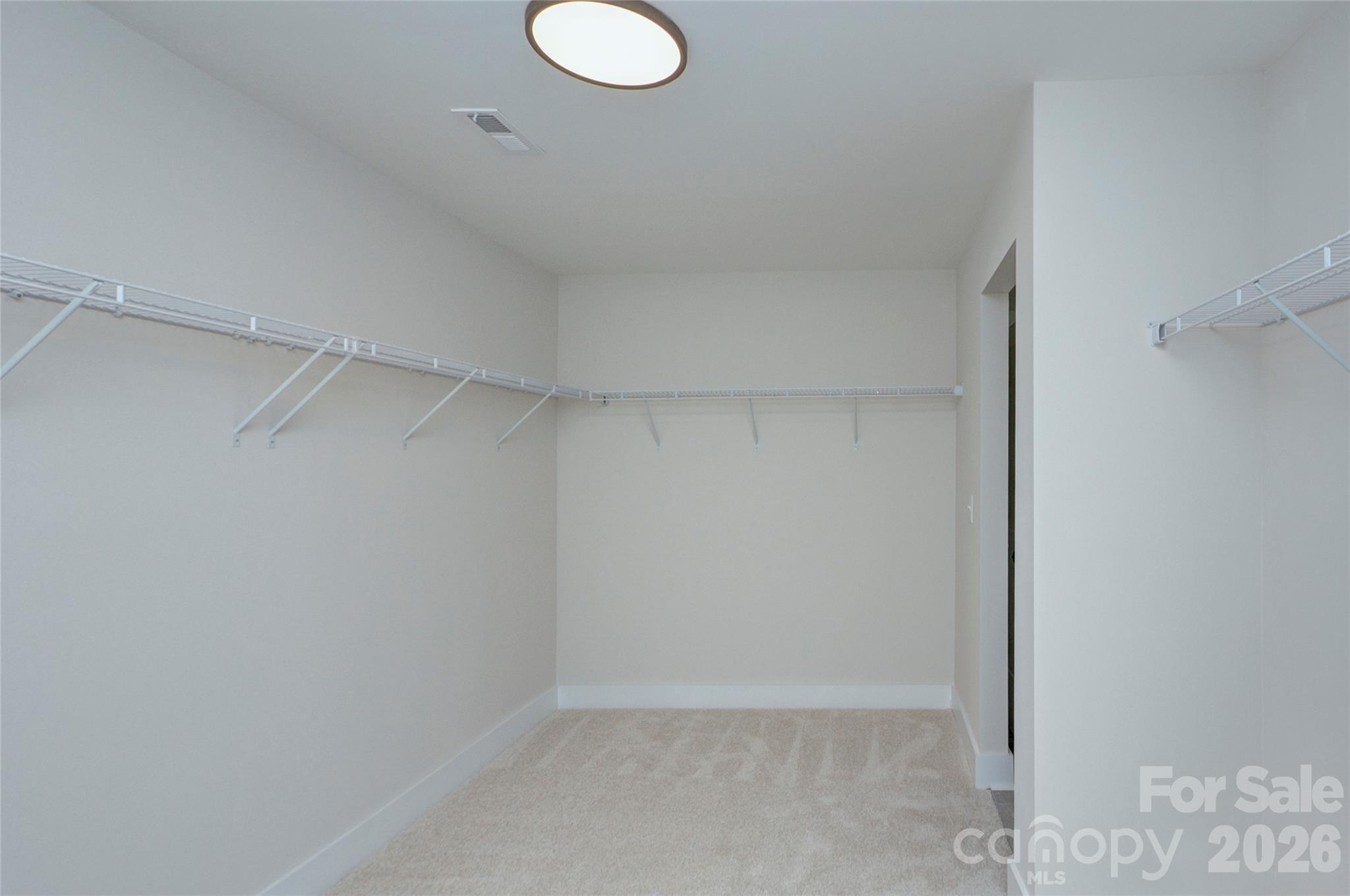 1033 Harrogate Drive Property Photo 25