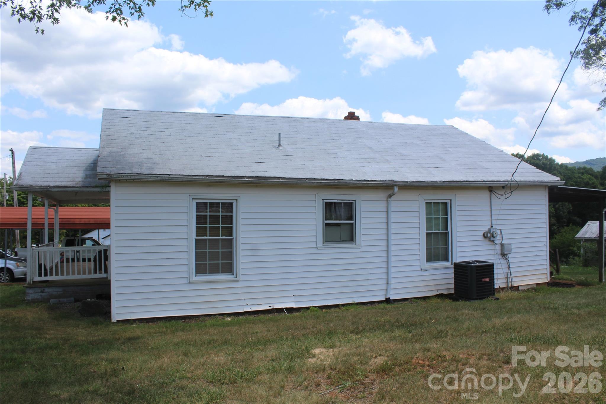 4388 Ruritan Drive Property Photo 3