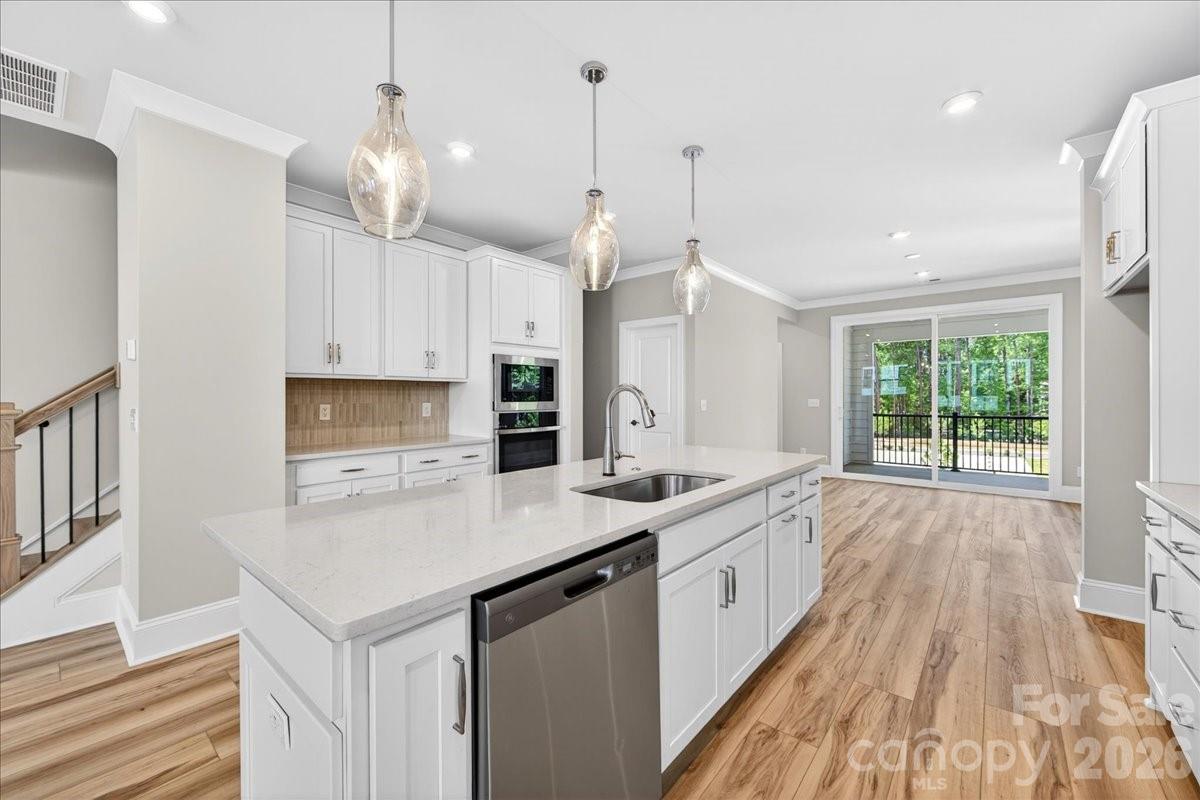 12015 Elsa Lane Property Photo 24