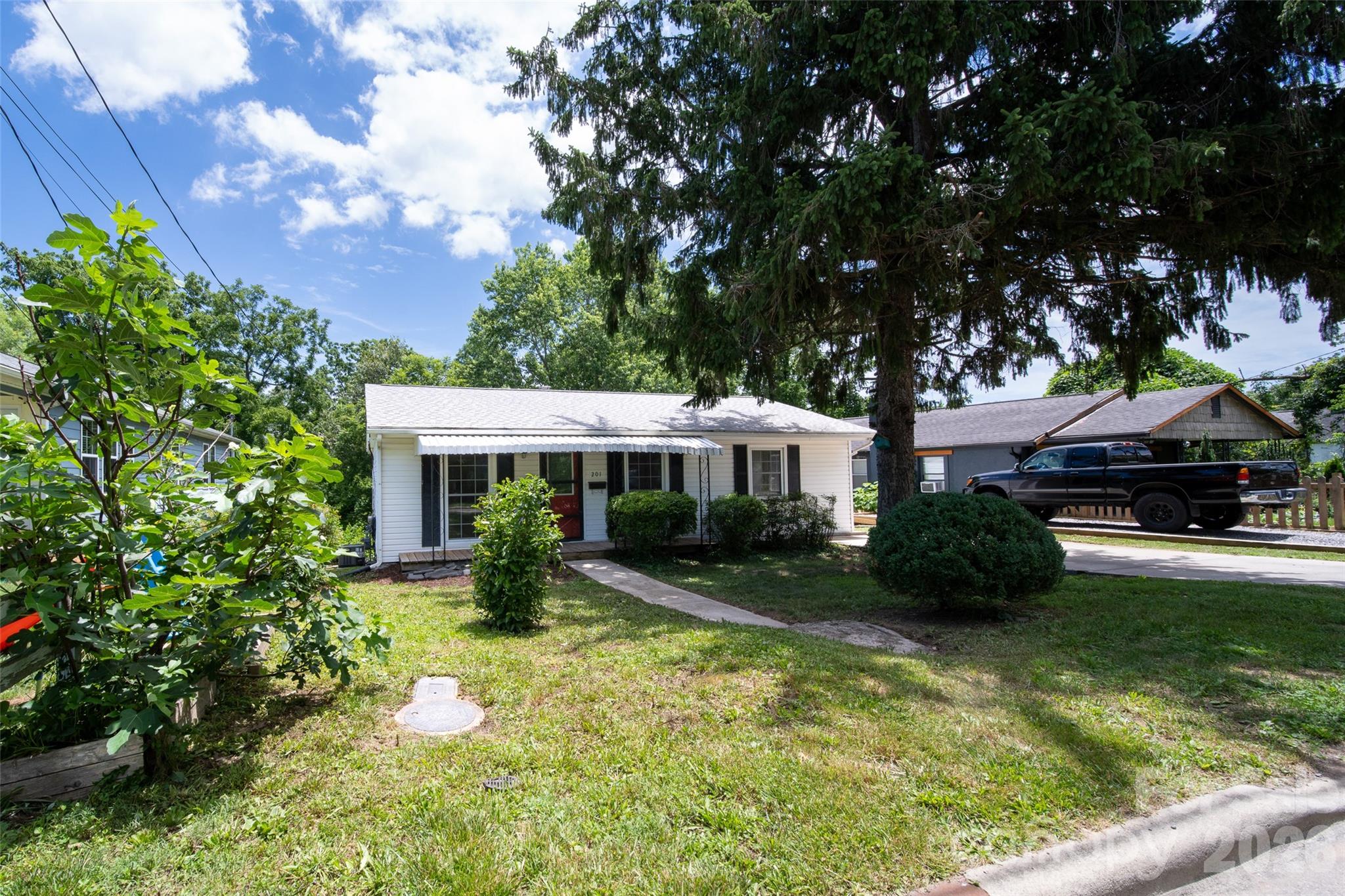 201 Fayetteville Street Property Photo 3