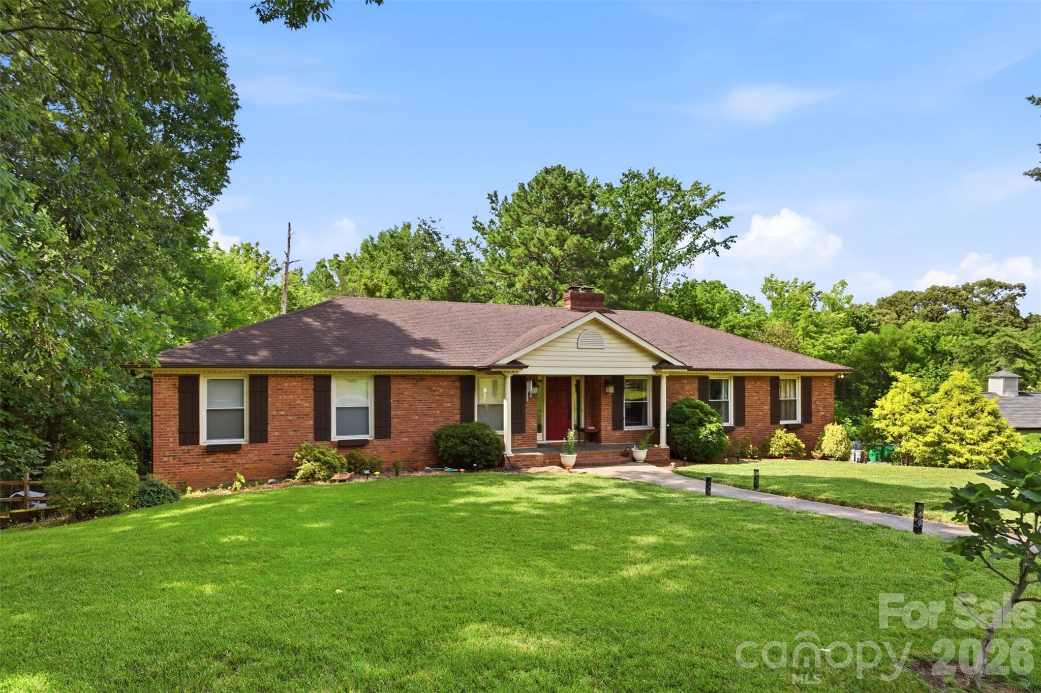 2620 Lynbridge Drive Property Photo 1