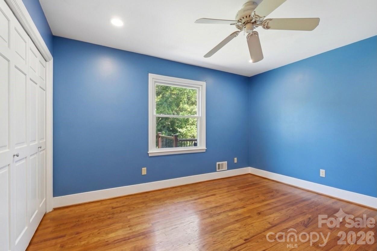 2620 Lynbridge Drive Property Photo 19