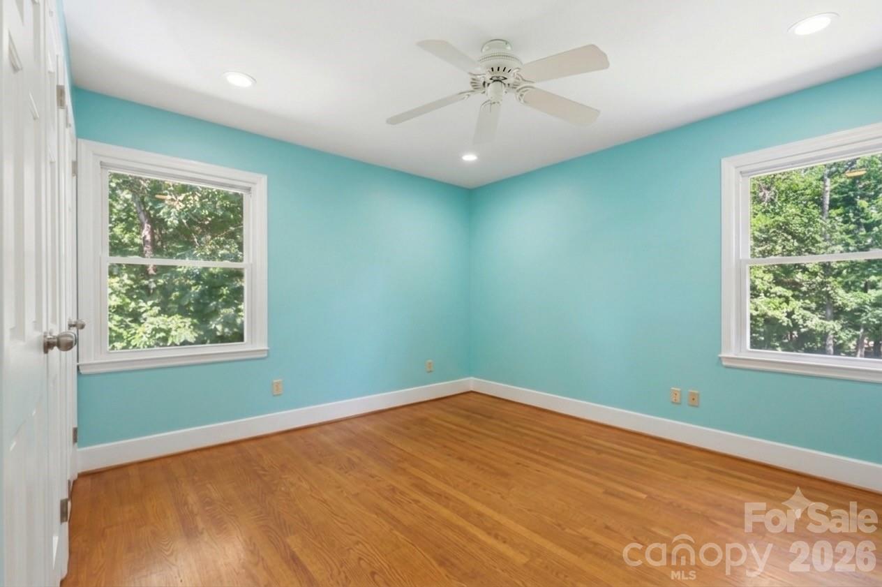 2620 Lynbridge Drive Property Photo 23