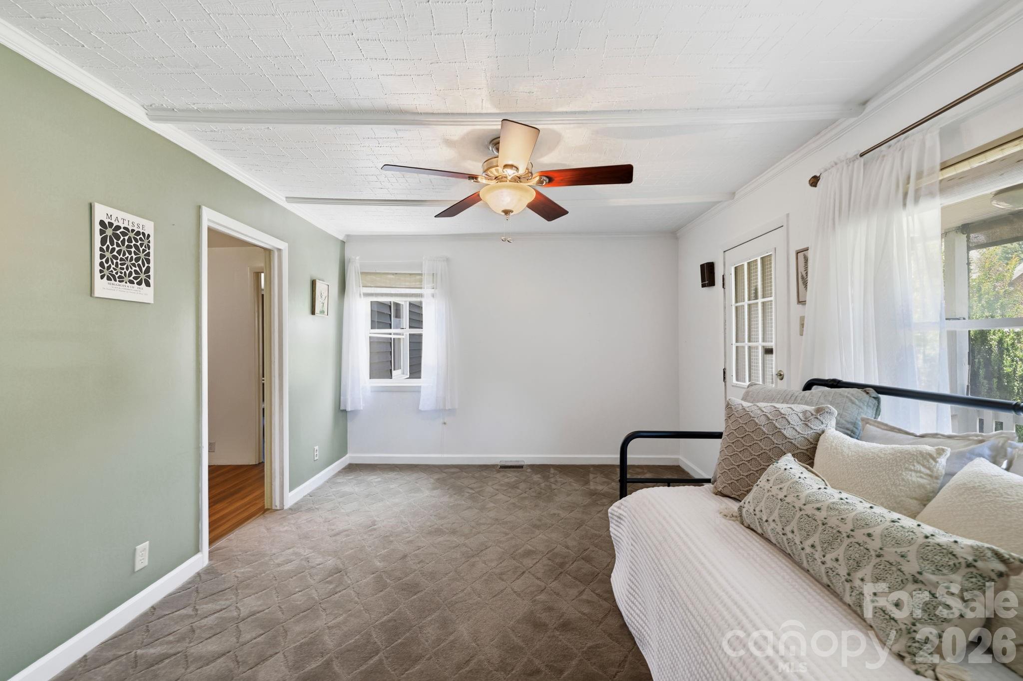 10 Eola Avenue Property Photo 8