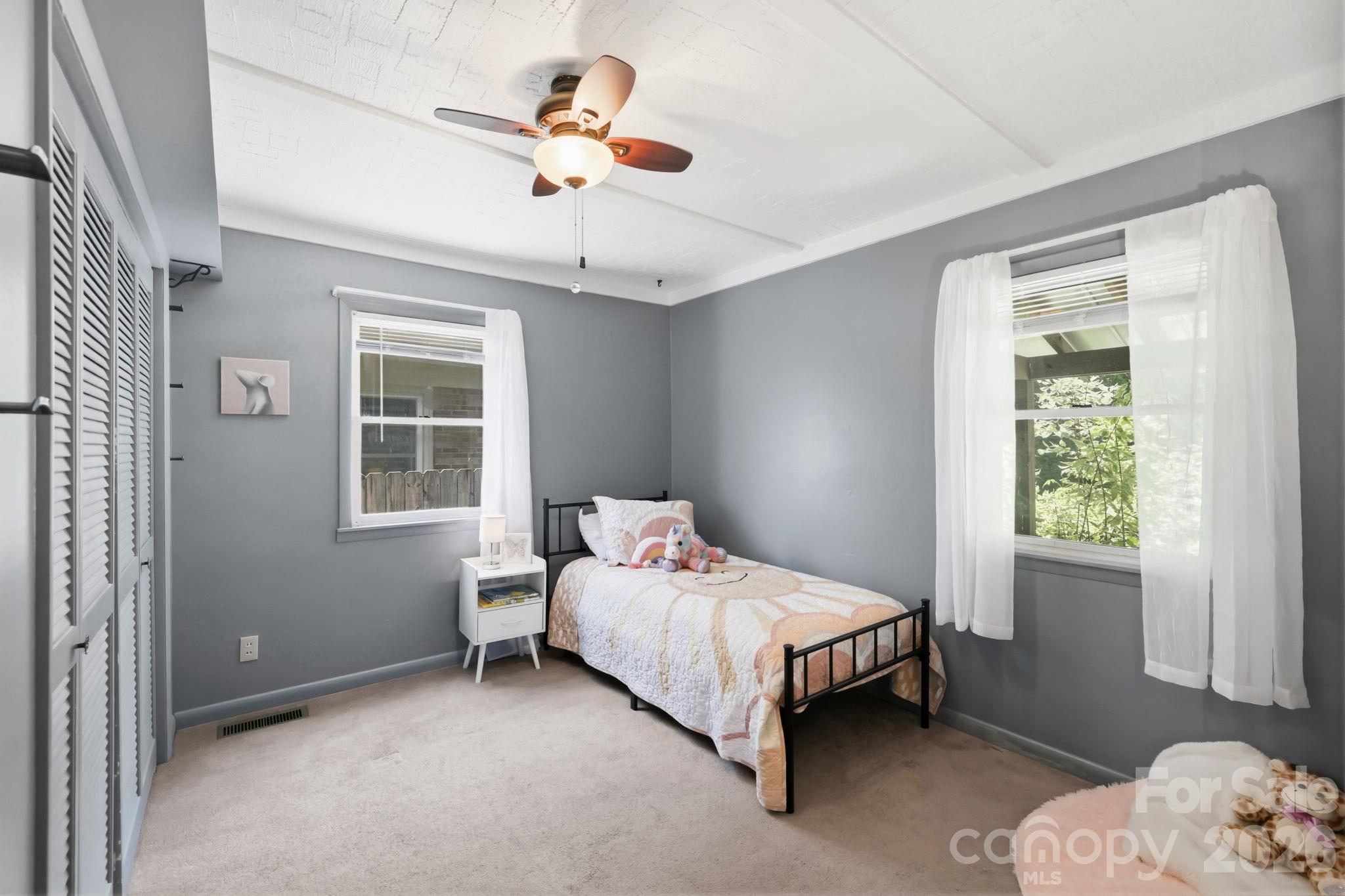 10 Eola Avenue Property Photo 11