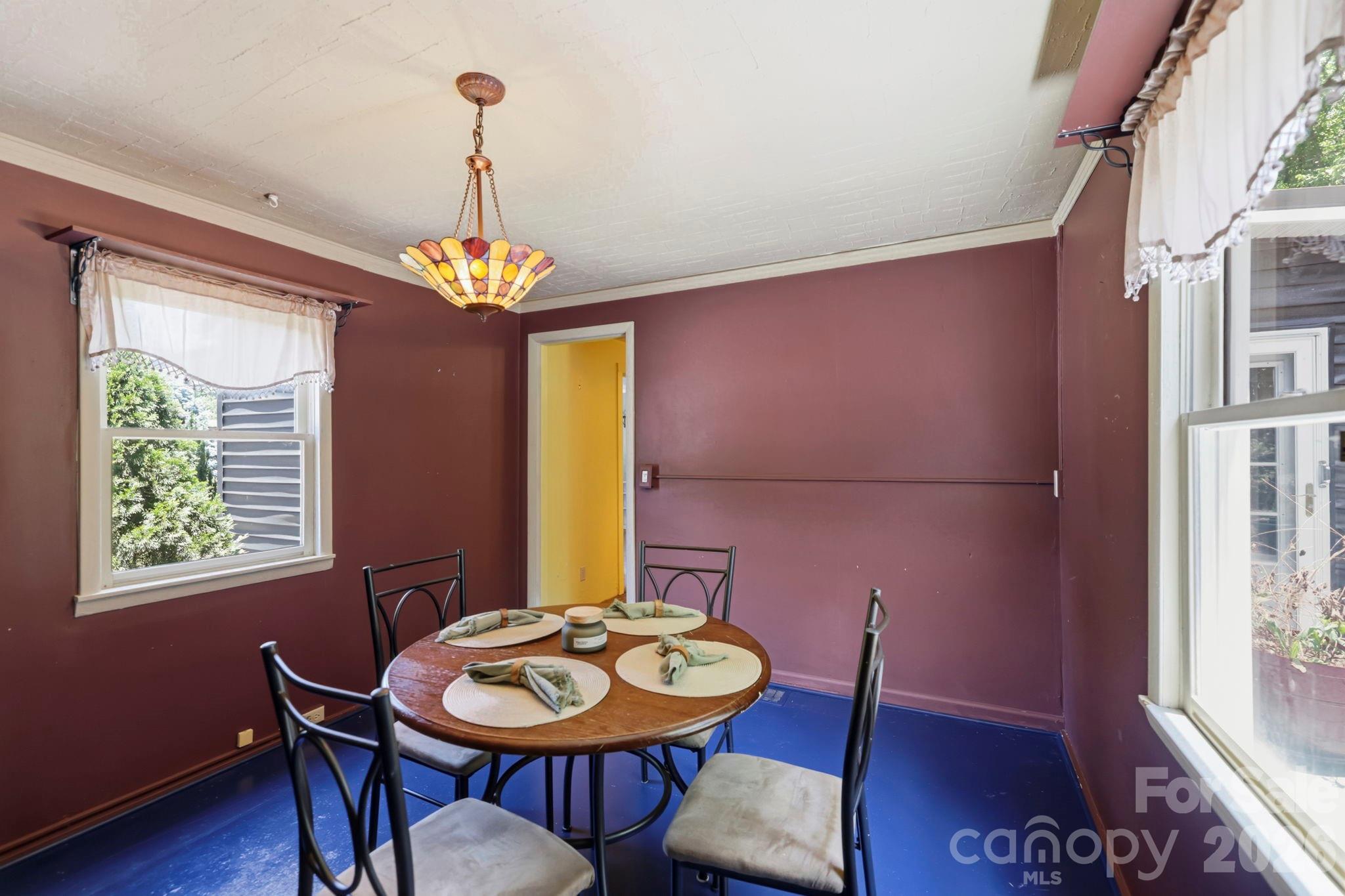 10 Eola Avenue Property Photo 18