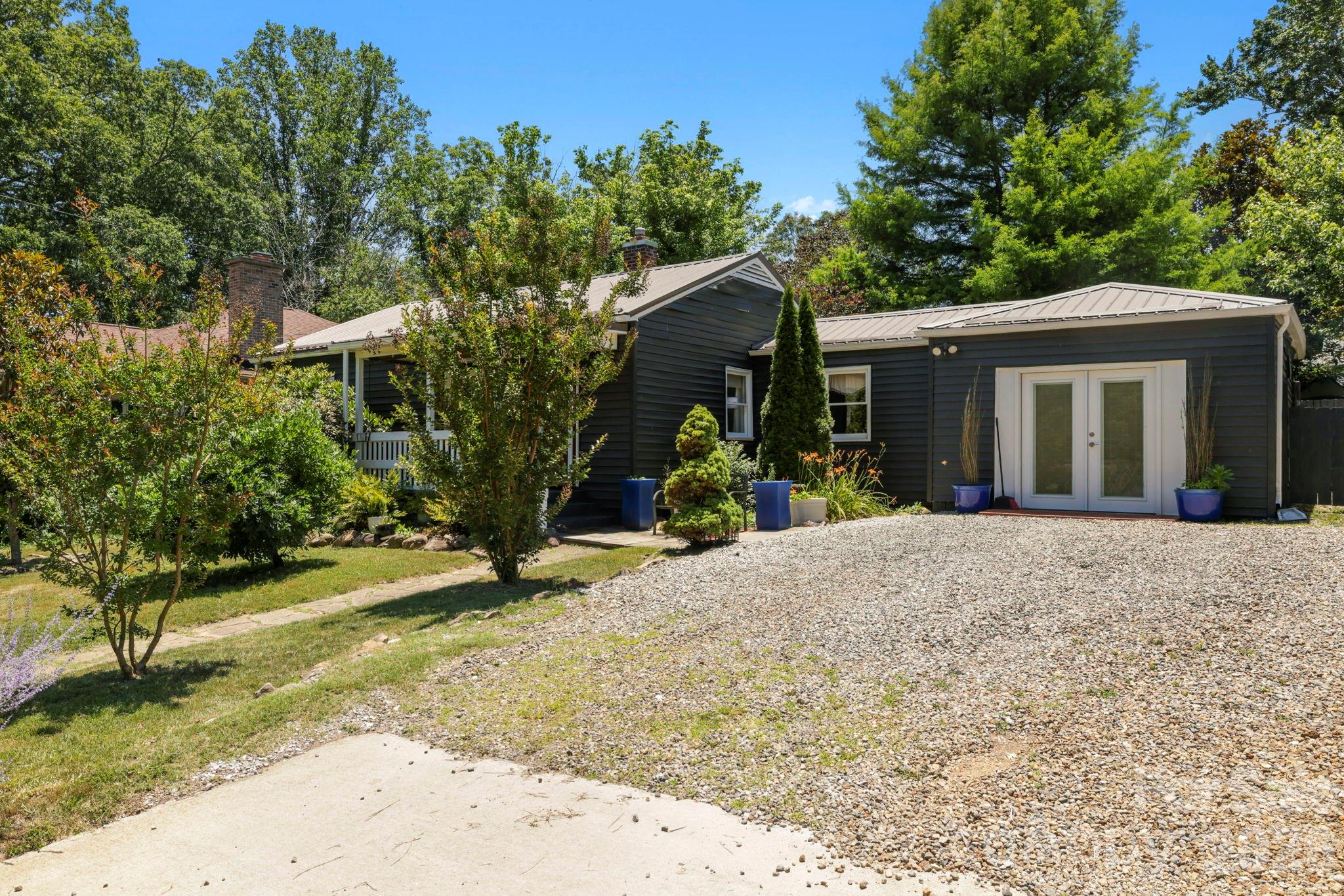 10 Eola Avenue Property Photo 20