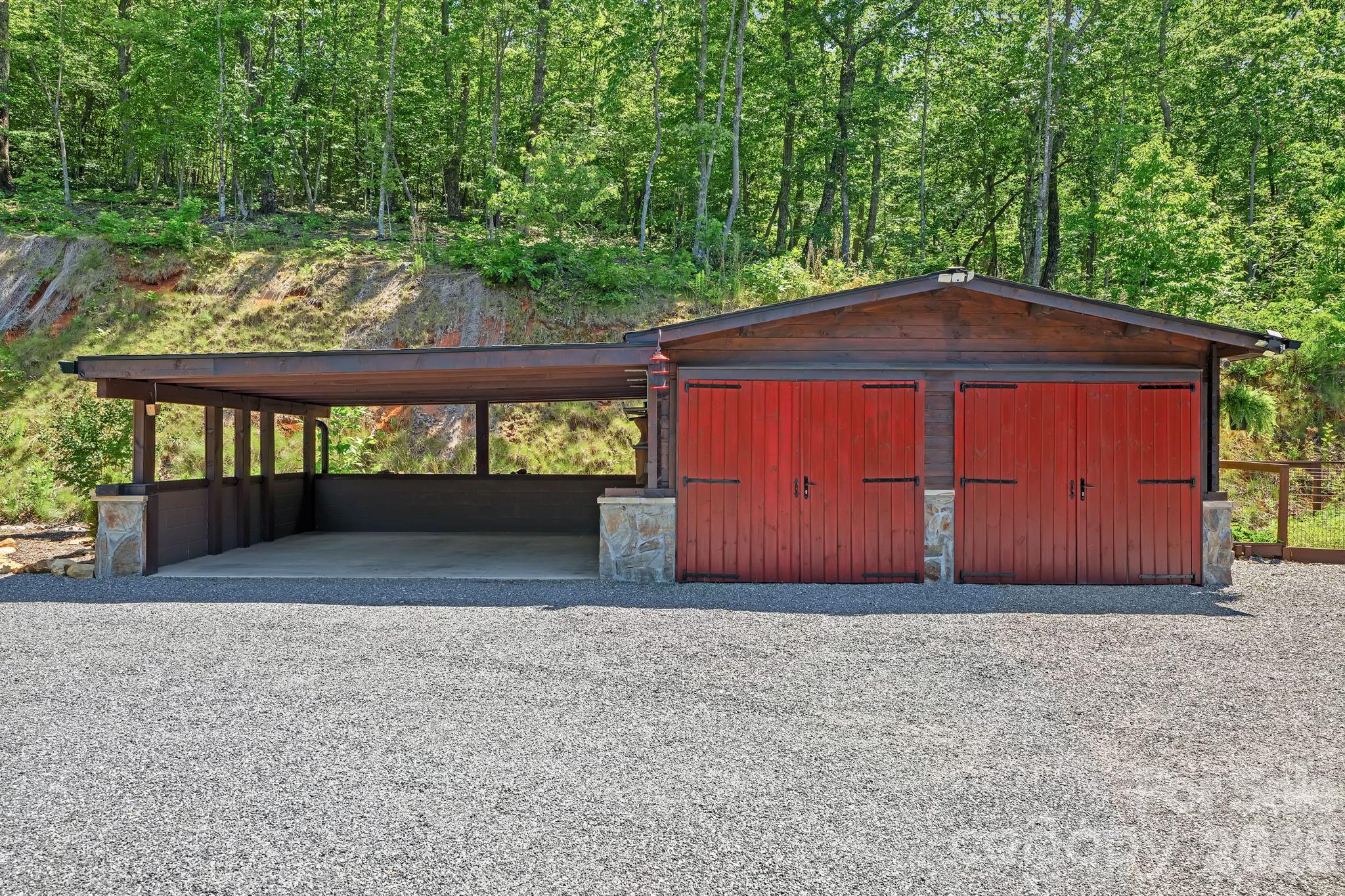 745 Mossy Oak Trail Property Photo 36