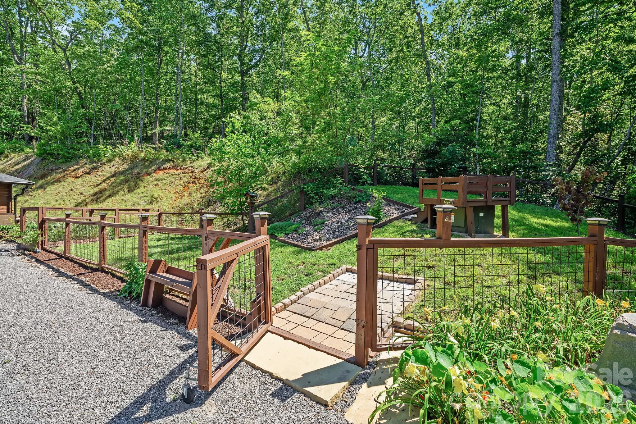 745 Mossy Oak Trail Property Photo 37