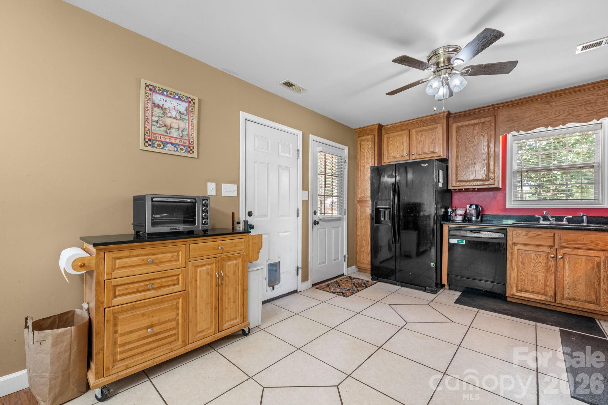 3844 Bridle Path Drive Property Photo 11