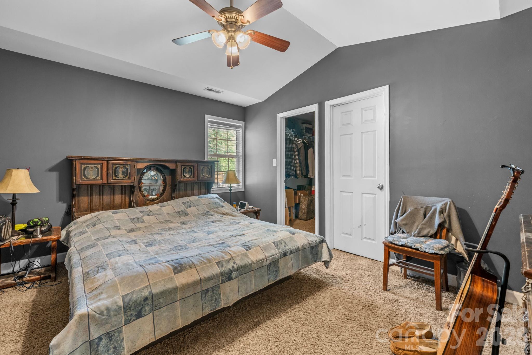 3844 Bridle Path Drive Property Photo 12