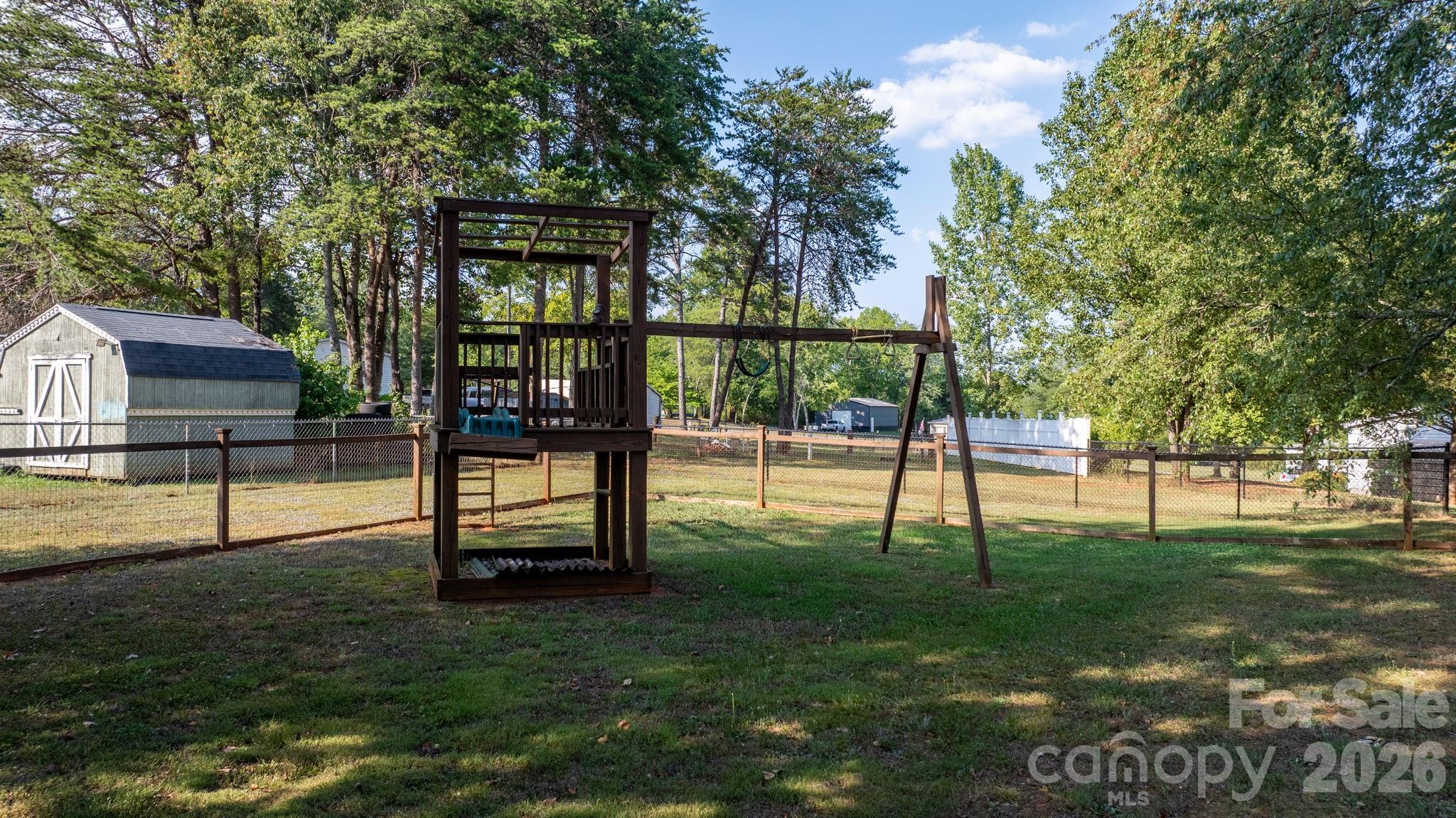 3844 Bridle Path Drive Property Photo 24