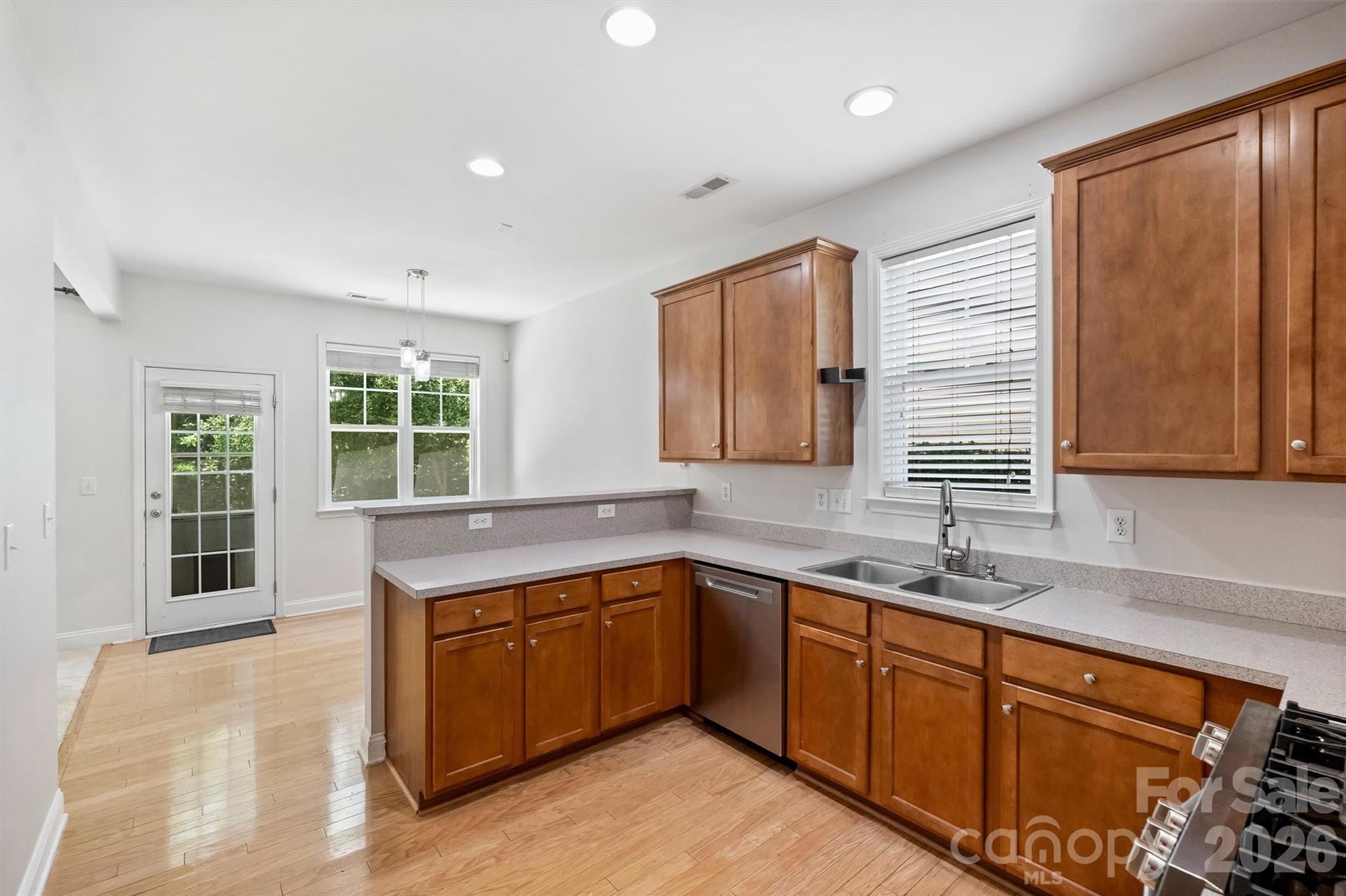 17237 Grand Central Way Property Photo 15
