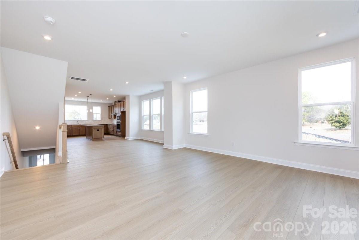 3013 Circles End Property Photo 20
