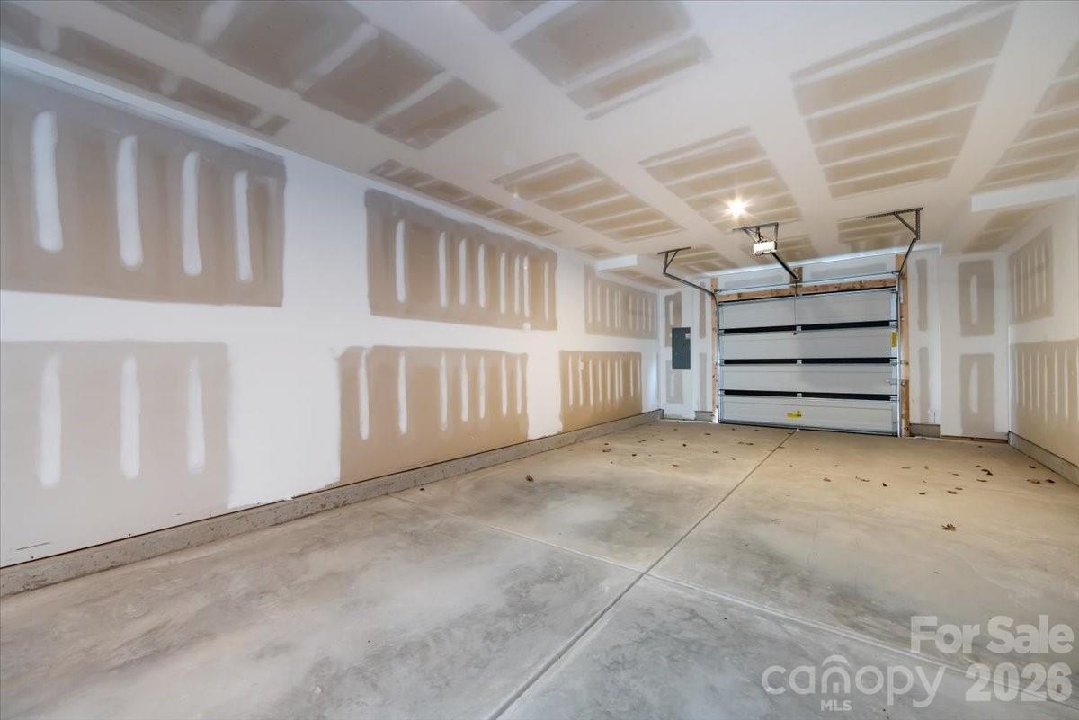 3013 Circles End Property Photo 33