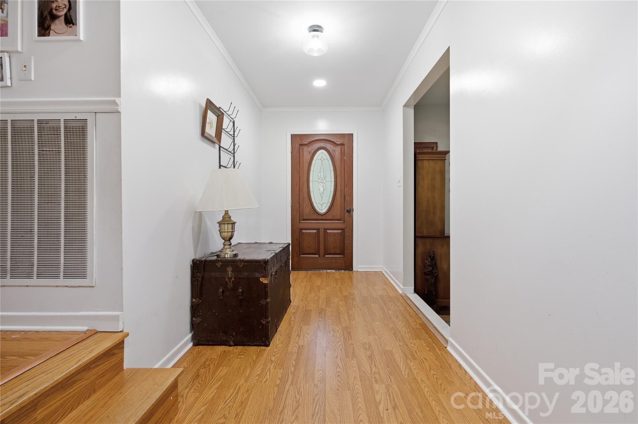 169 Greenbriar Drive Property Photo 5