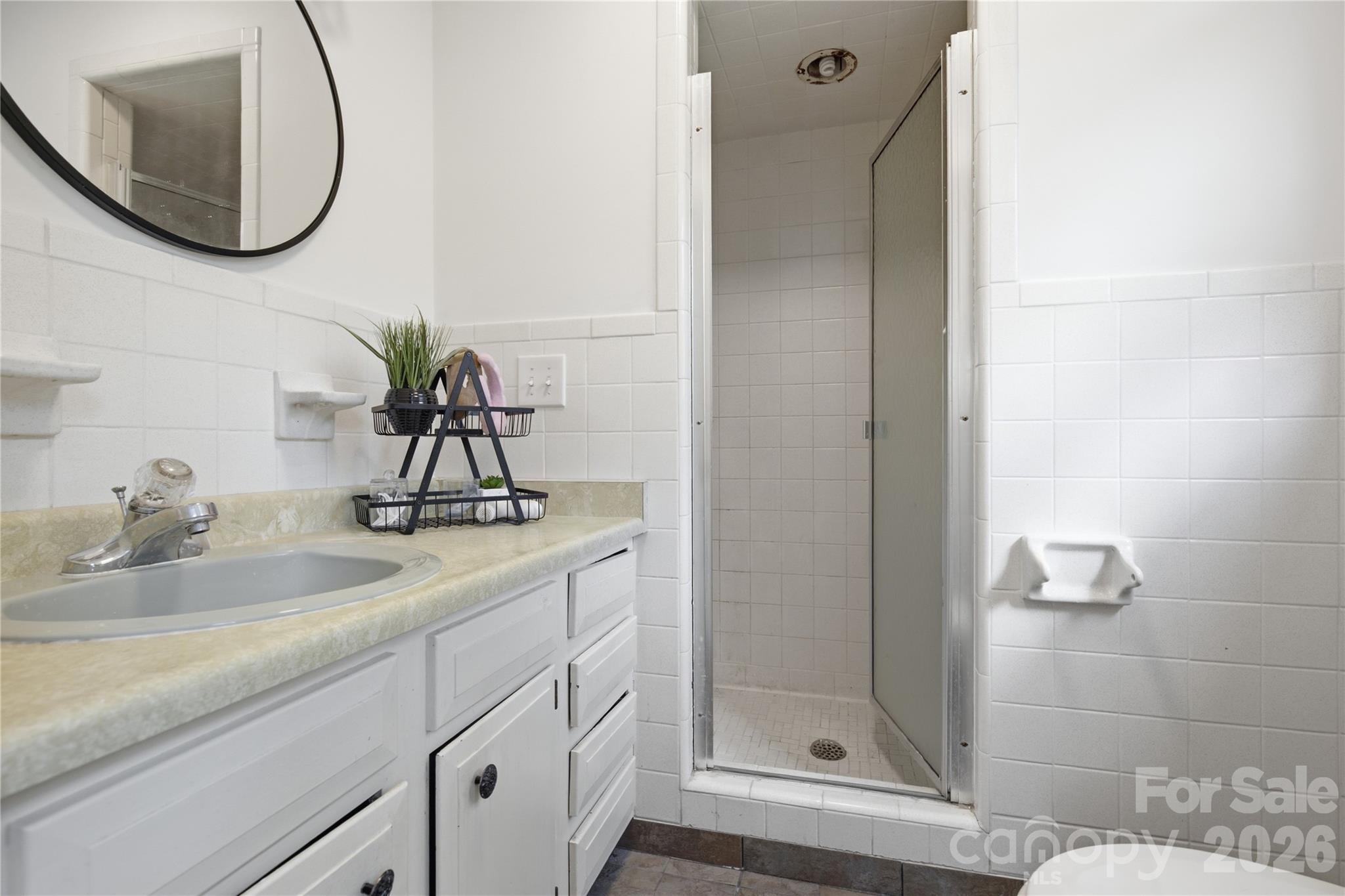 169 Greenbriar Drive Property Photo 17