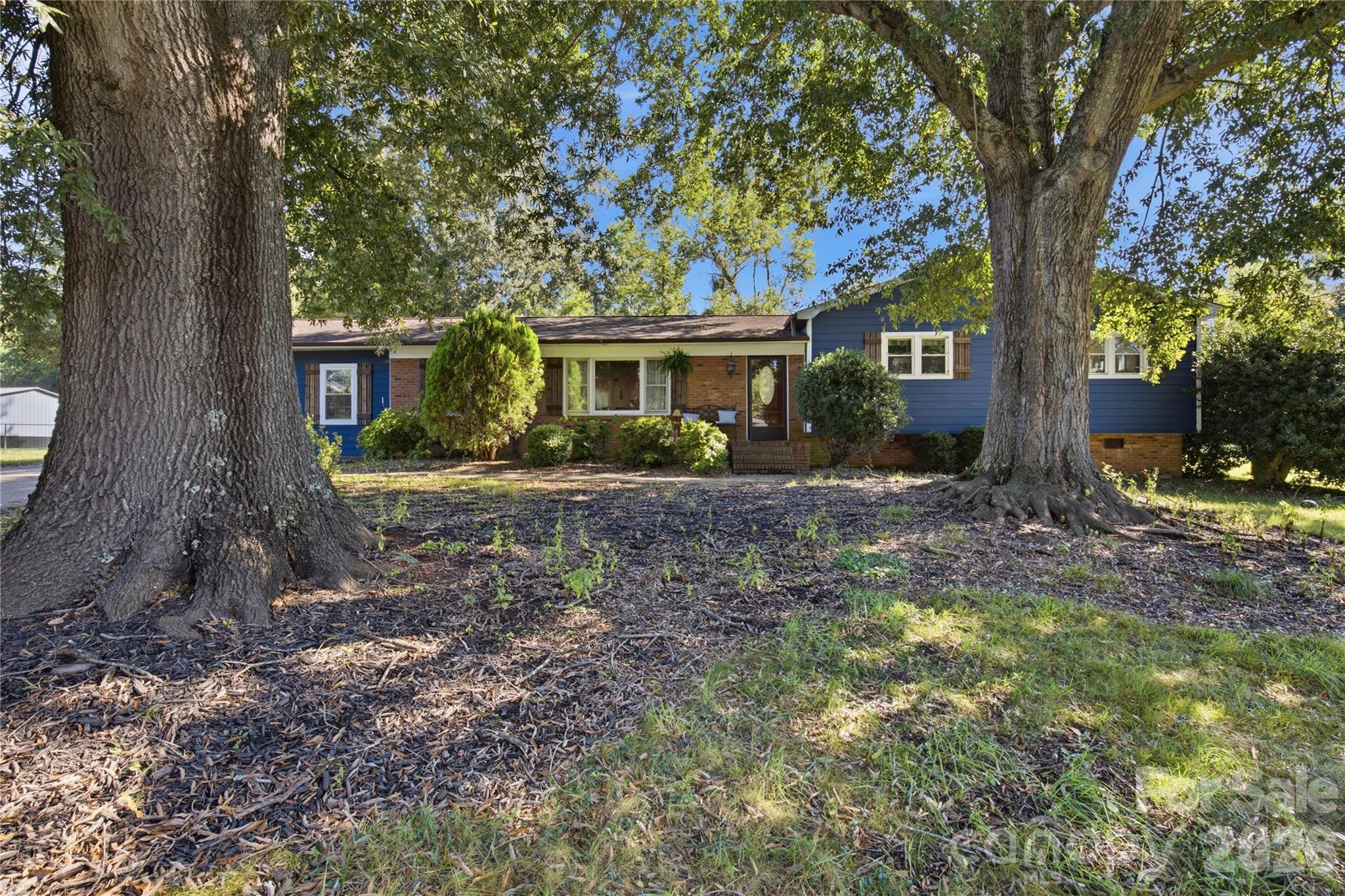 169 Greenbriar Drive Property Photo 26