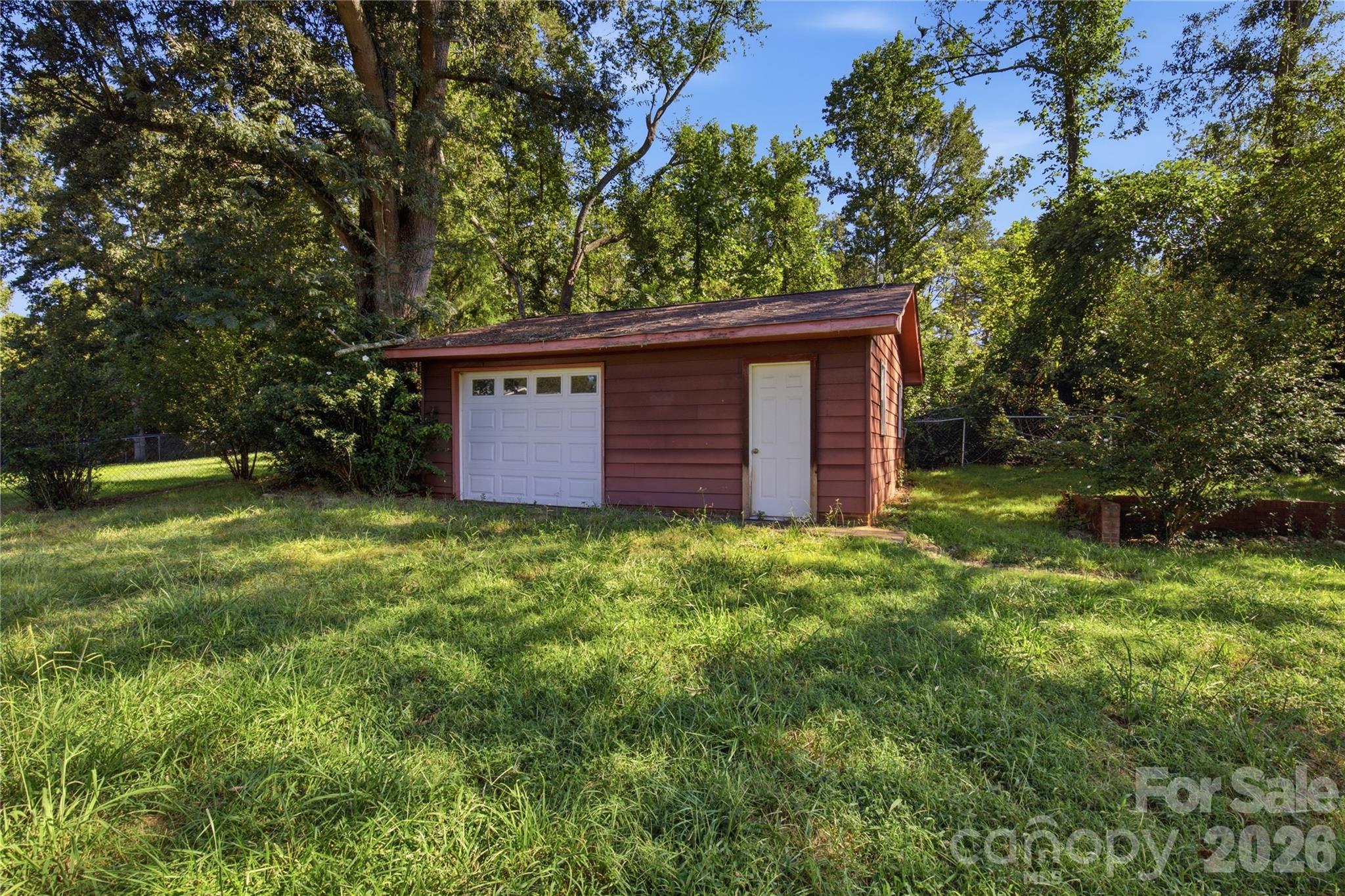169 Greenbriar Drive Property Photo 29