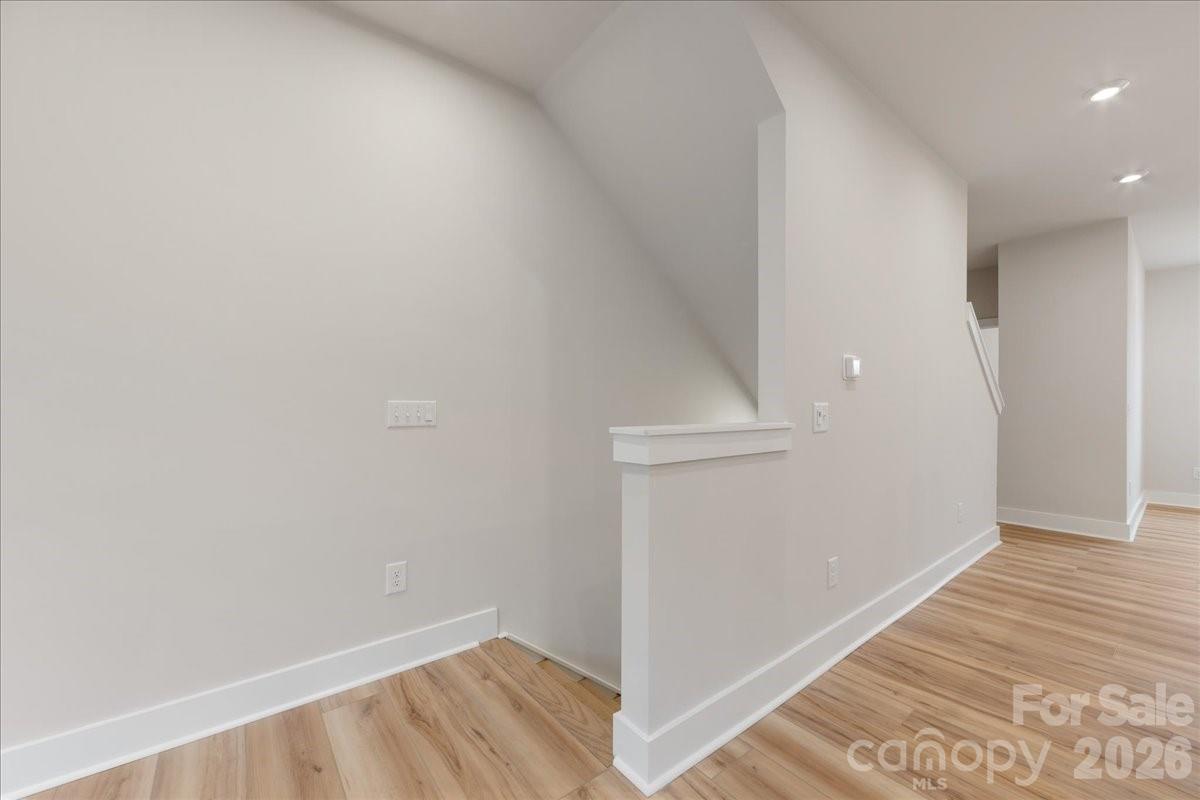 6008 Pivot Court Property Photo 7