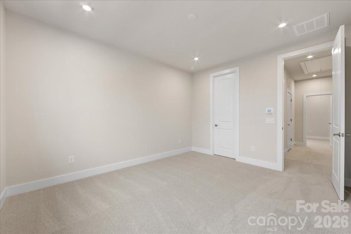 6008 Pivot Court Property Photo 18