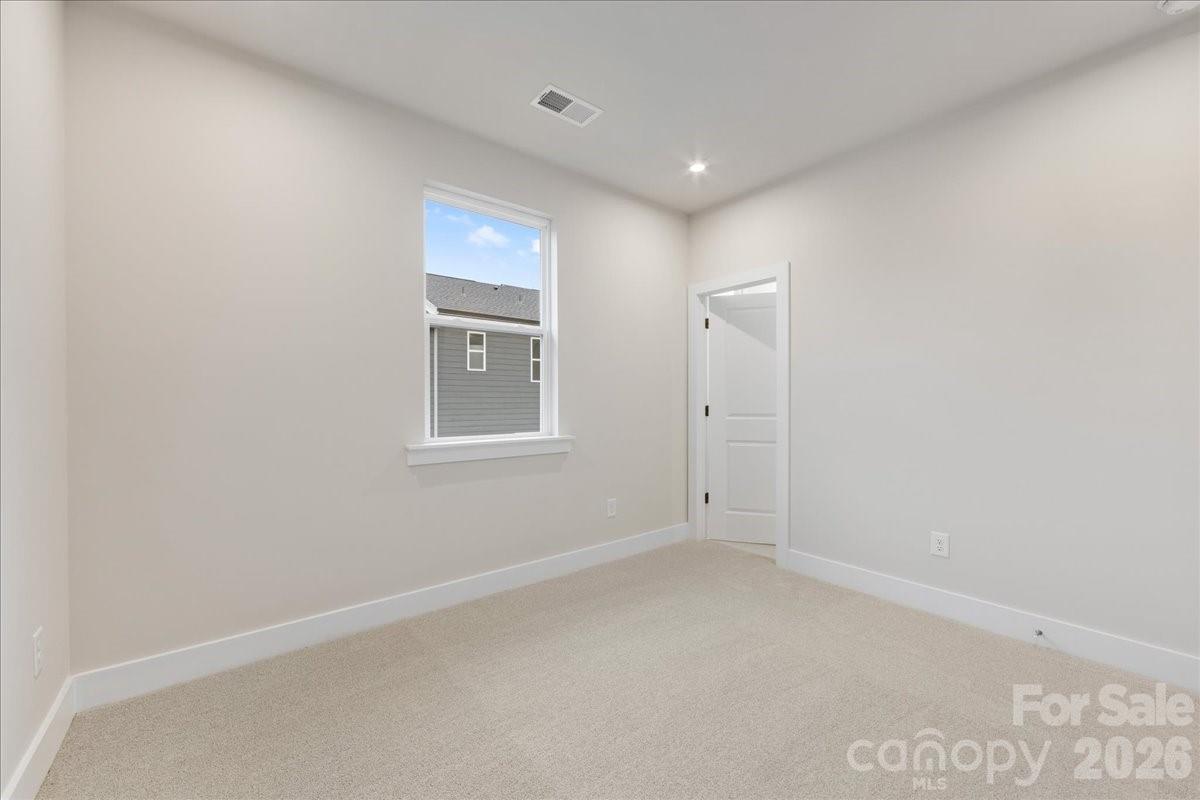 6008 Pivot Court Property Photo 23