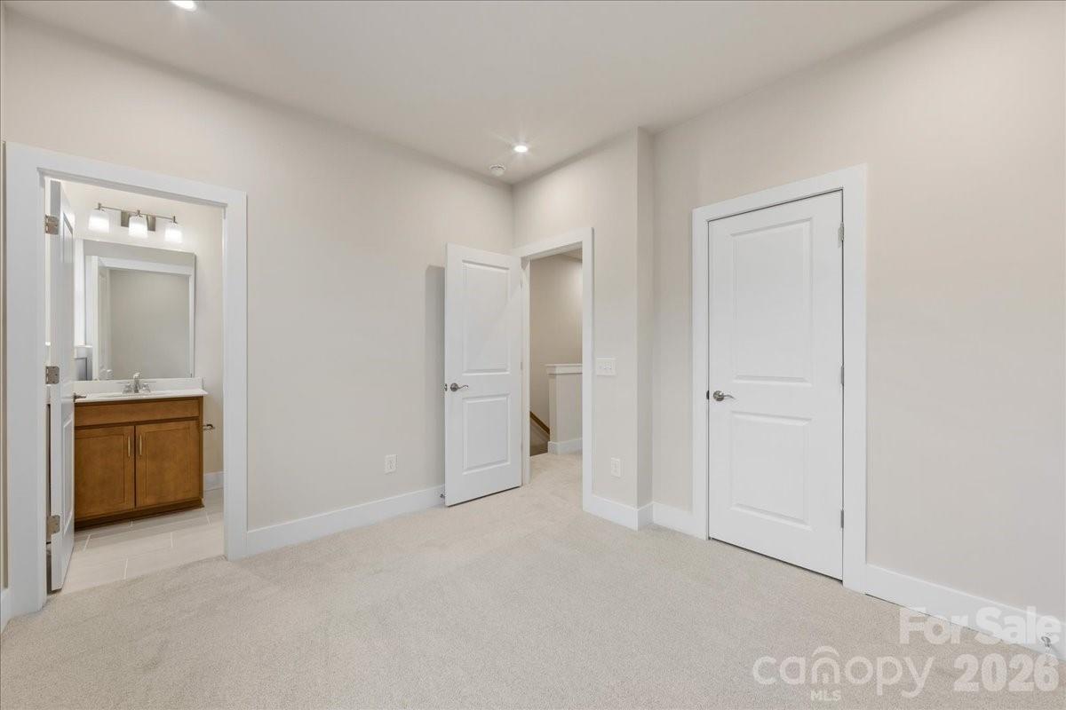 6008 Pivot Court Property Photo 24