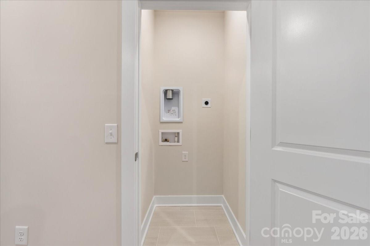 6008 Pivot Court Property Photo 26
