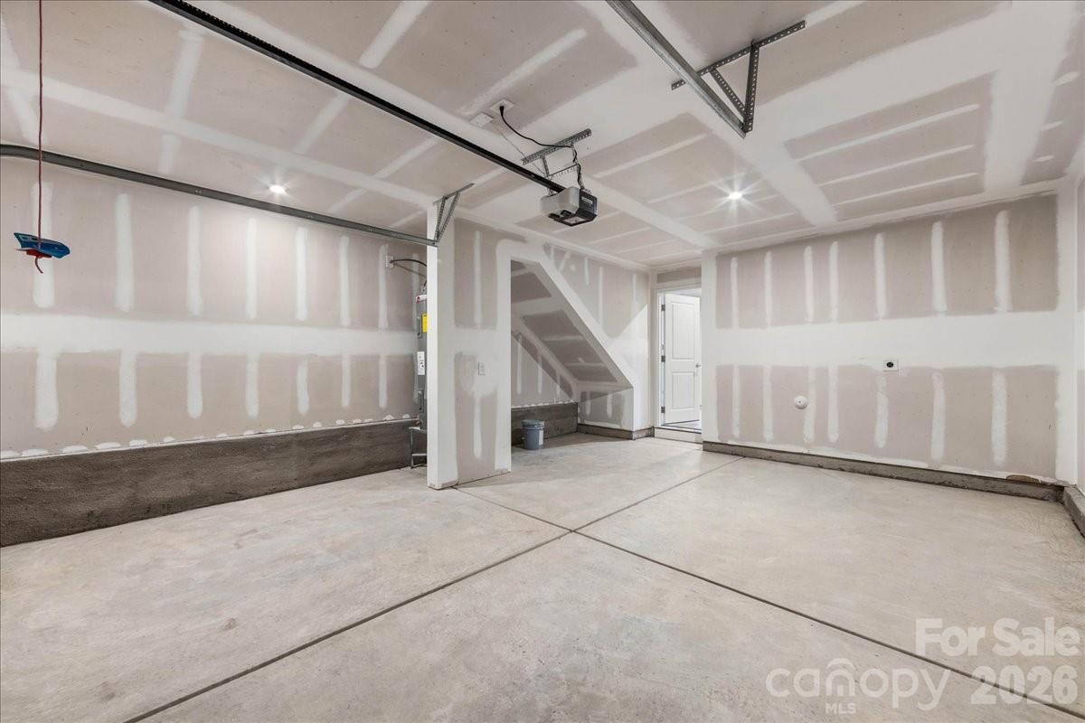 6008 Pivot Court Property Photo 28