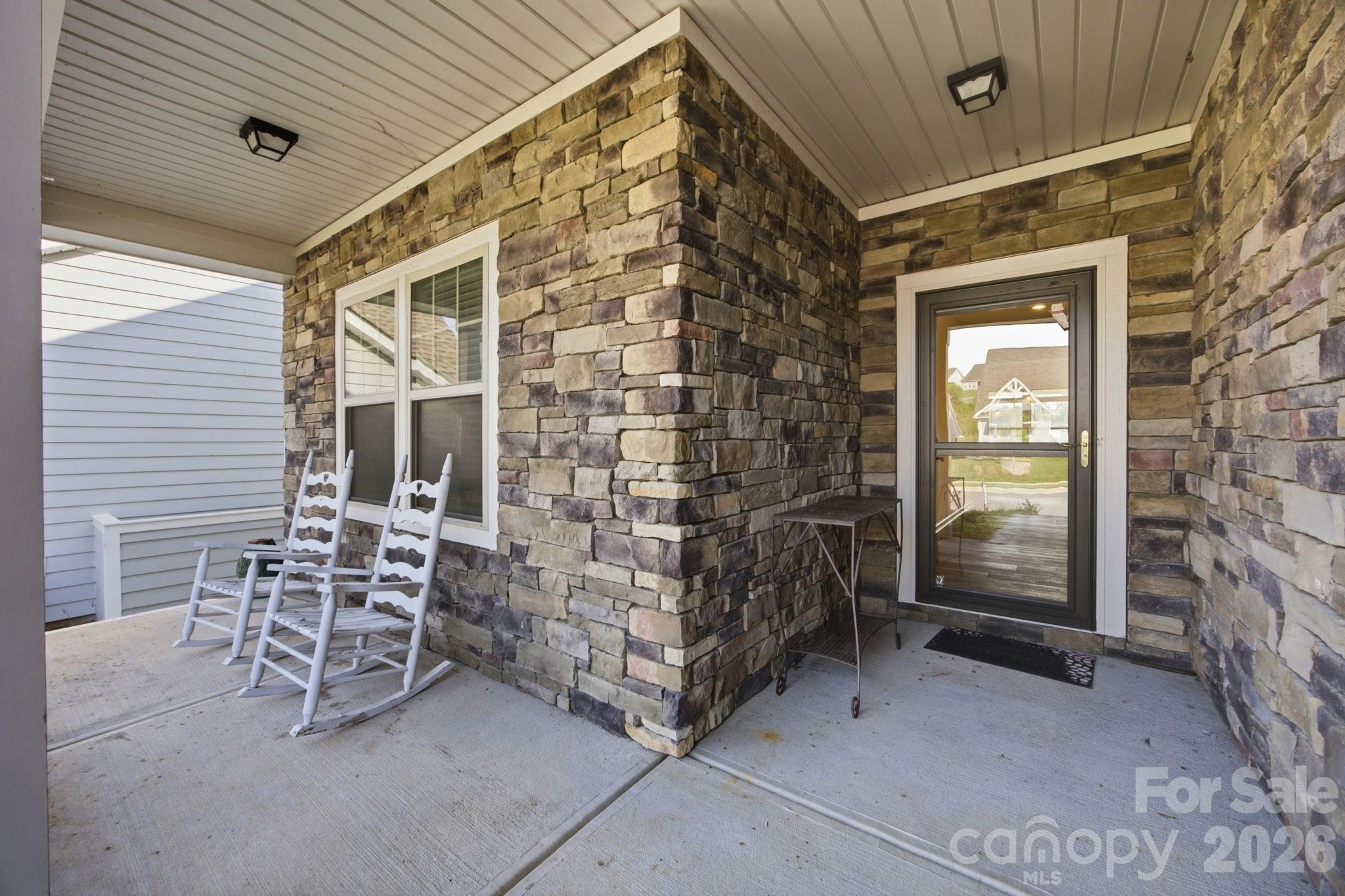 219 Canada Drive Property Photo 6