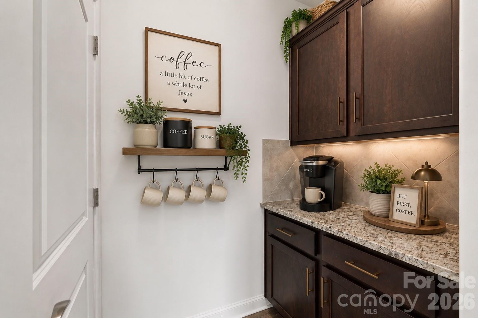 219 Canada Drive Property Photo 18