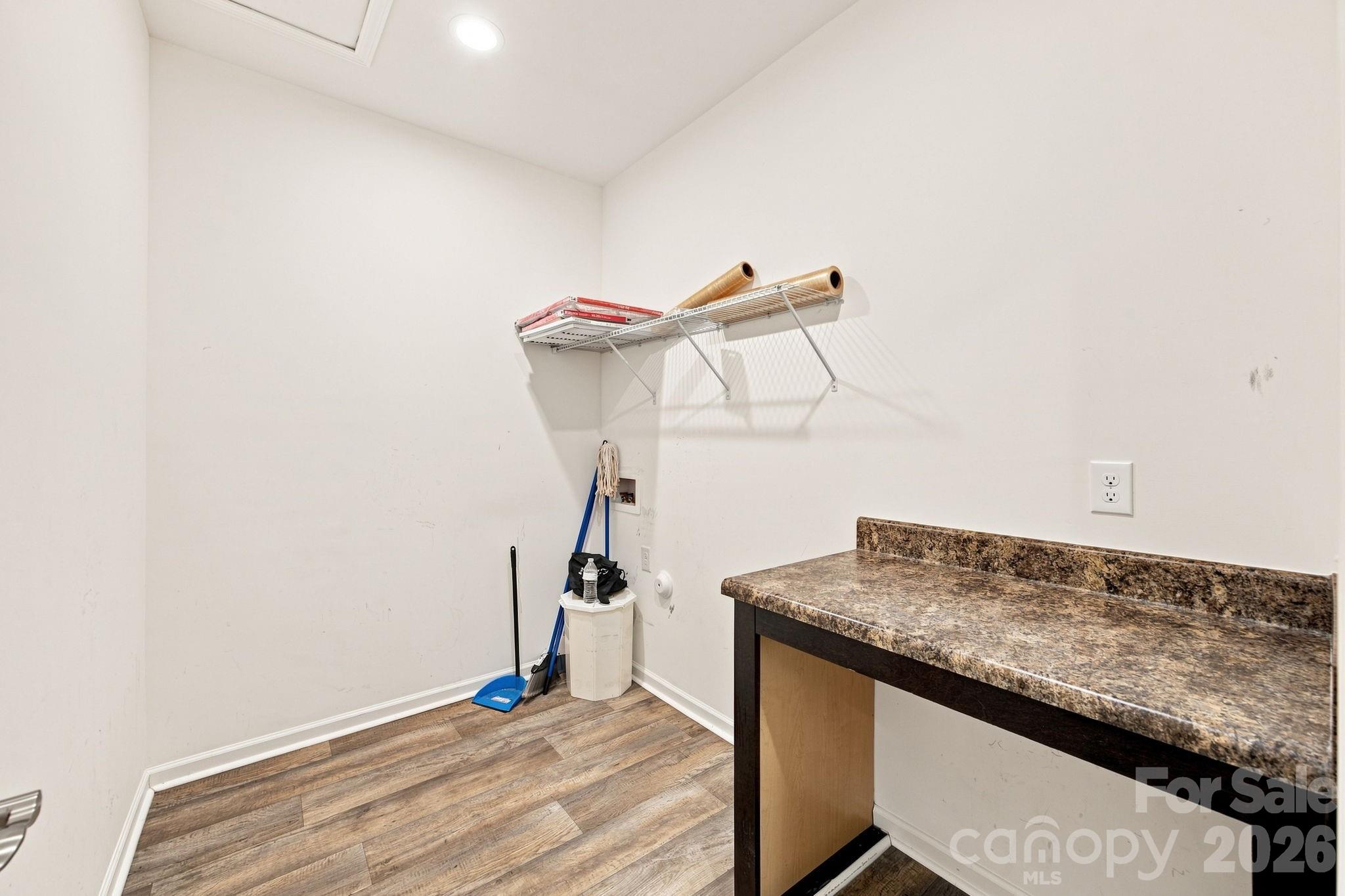 219 Canada Drive Property Photo 35