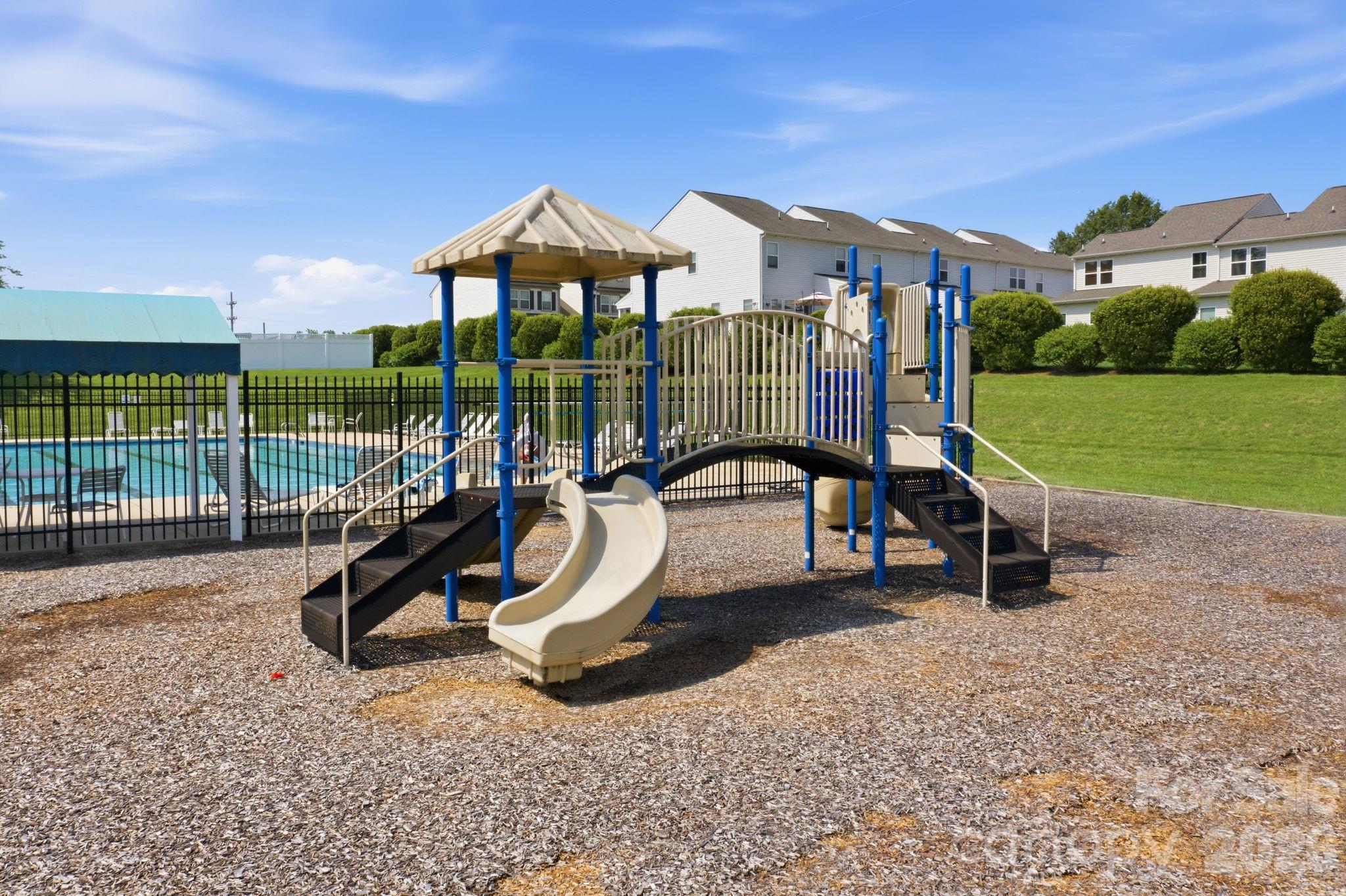 219 Canada Drive Property Photo 48