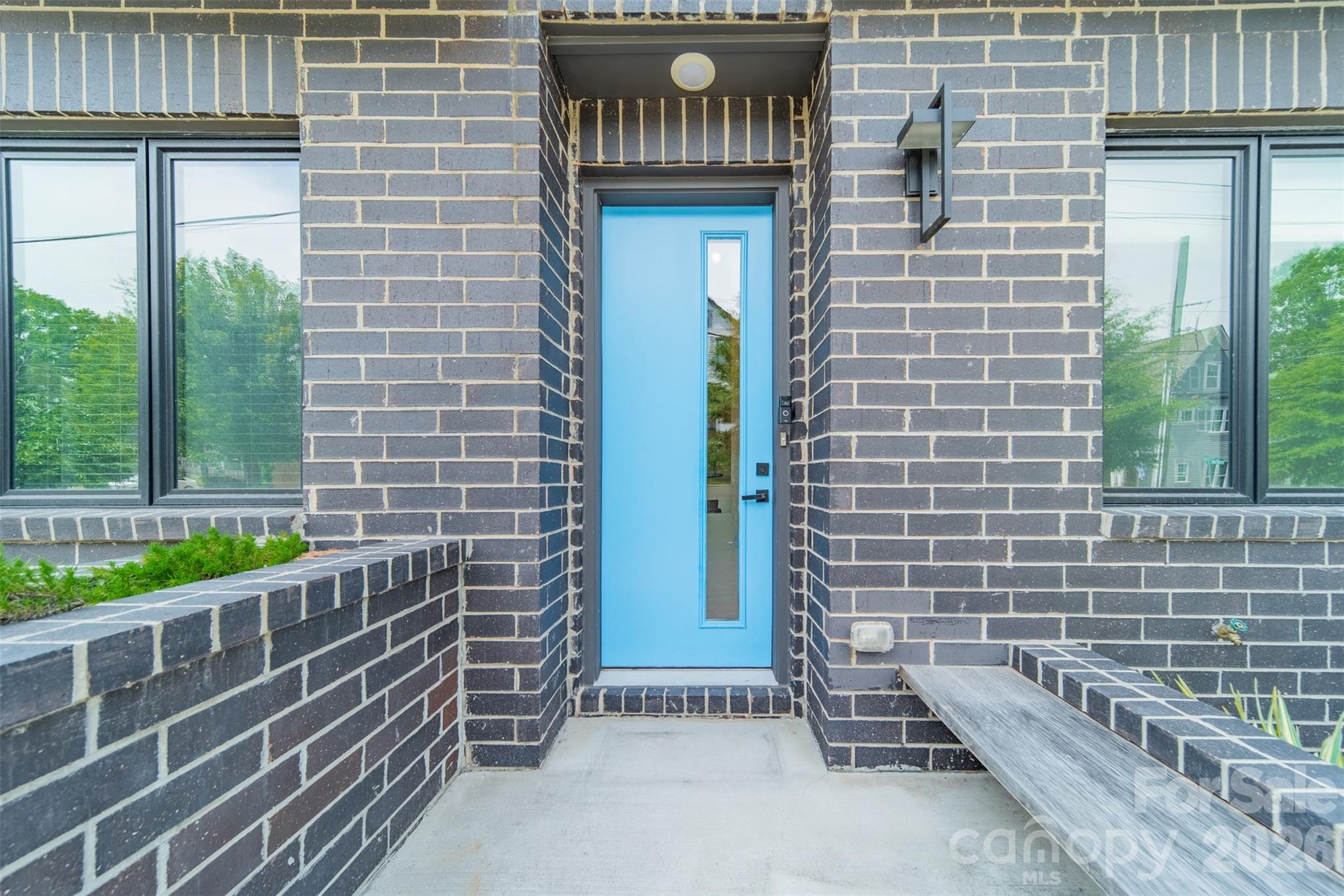 3305 Spencer Street Property Photo 2