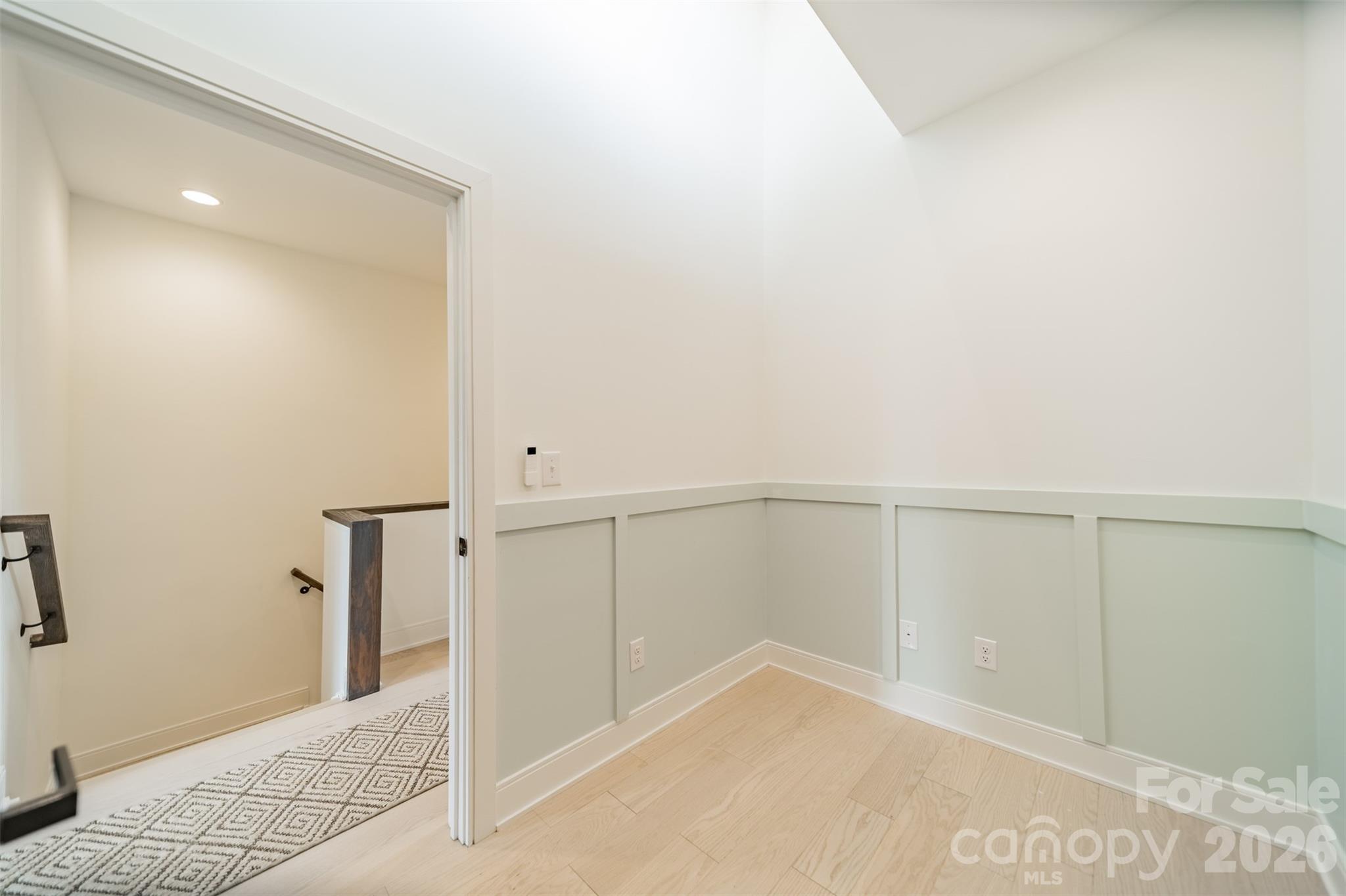 3305 Spencer Street Property Photo 25