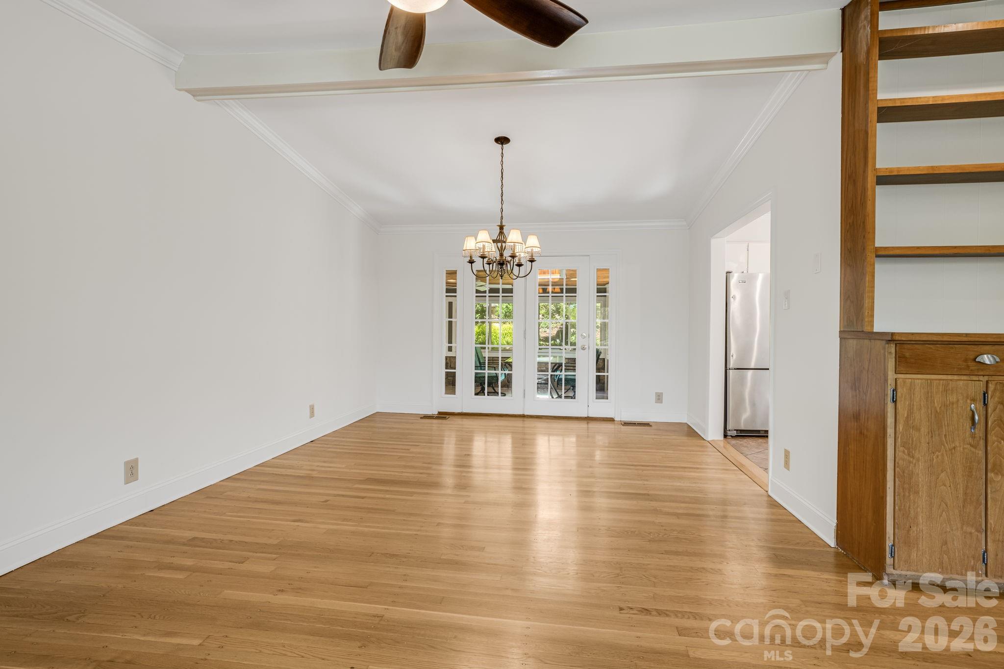 78 Grovewood Road Property Photo 2