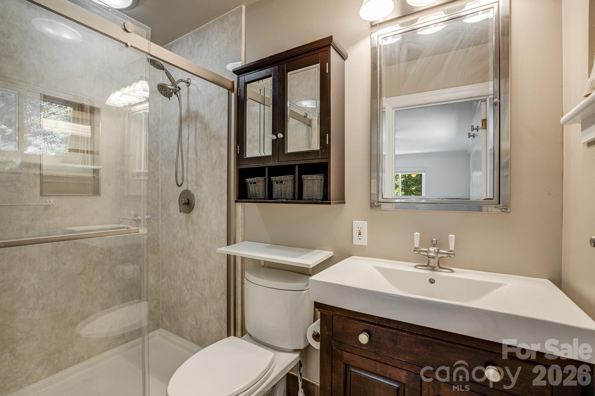 78 Grovewood Road Property Photo 20