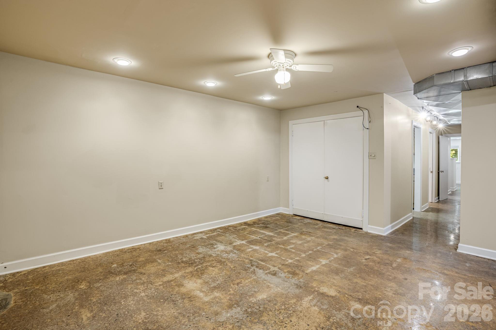 78 Grovewood Road Property Photo 27