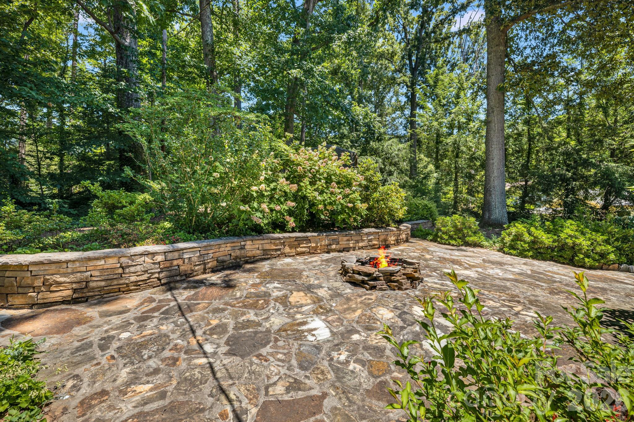 78 Grovewood Road Property Photo 40