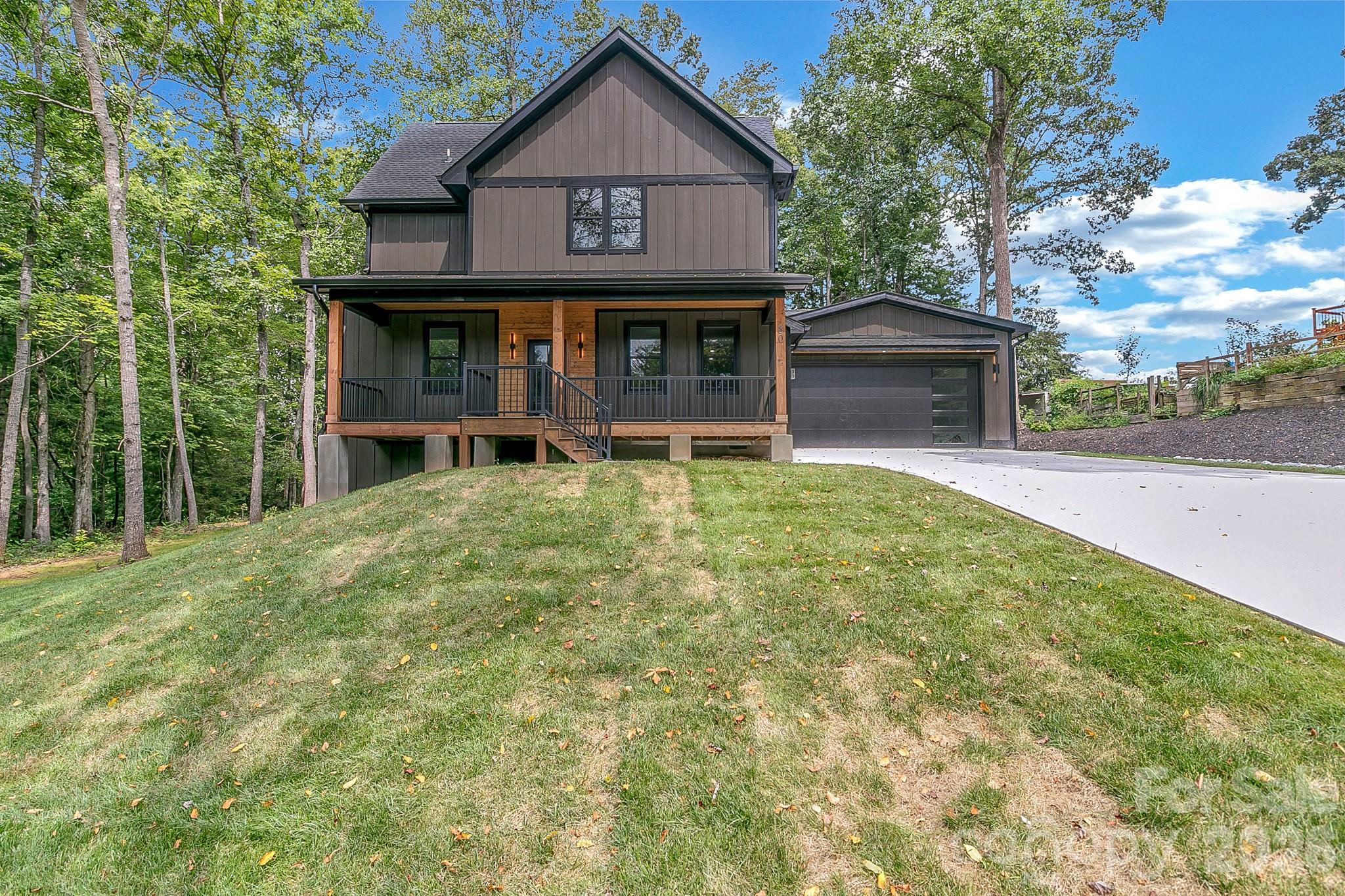 80 Goldenwood Lane Property Photo 2