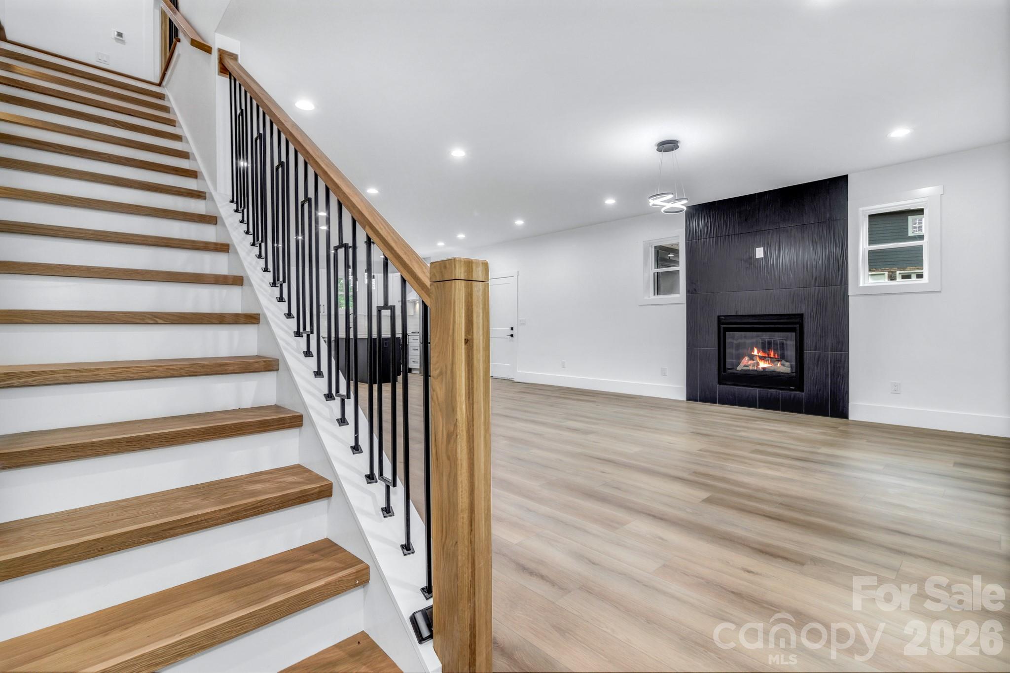 80 Goldenwood Lane Property Photo 22