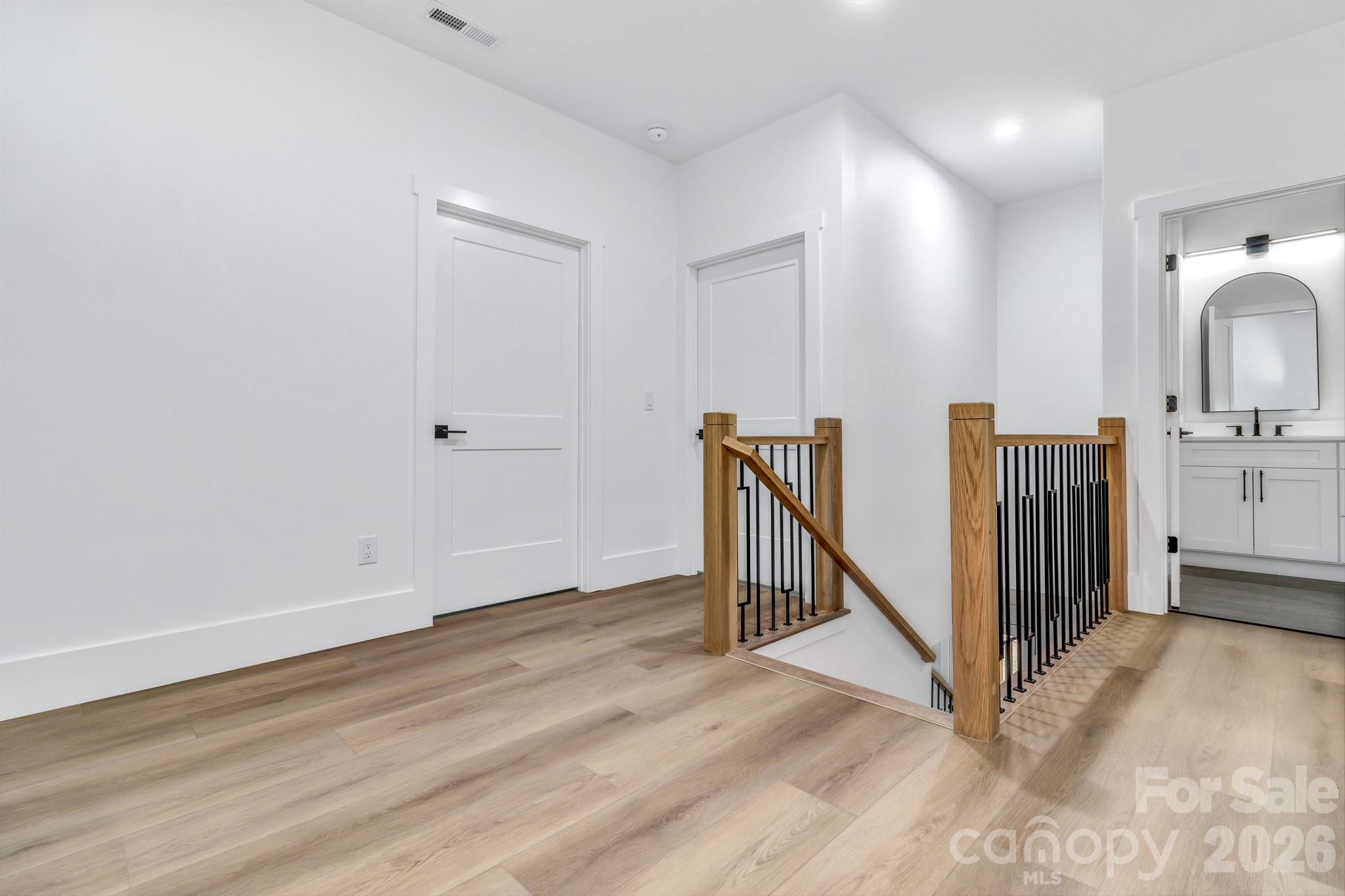 80 Goldenwood Lane Property Photo 23