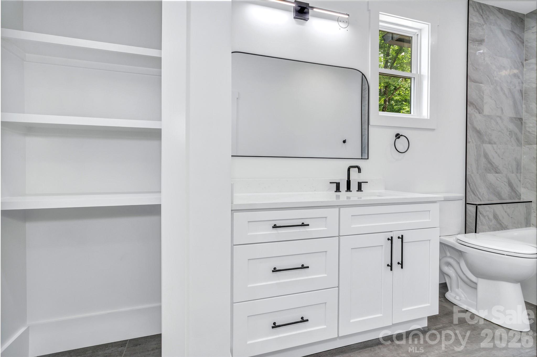 80 Goldenwood Lane Property Photo 32