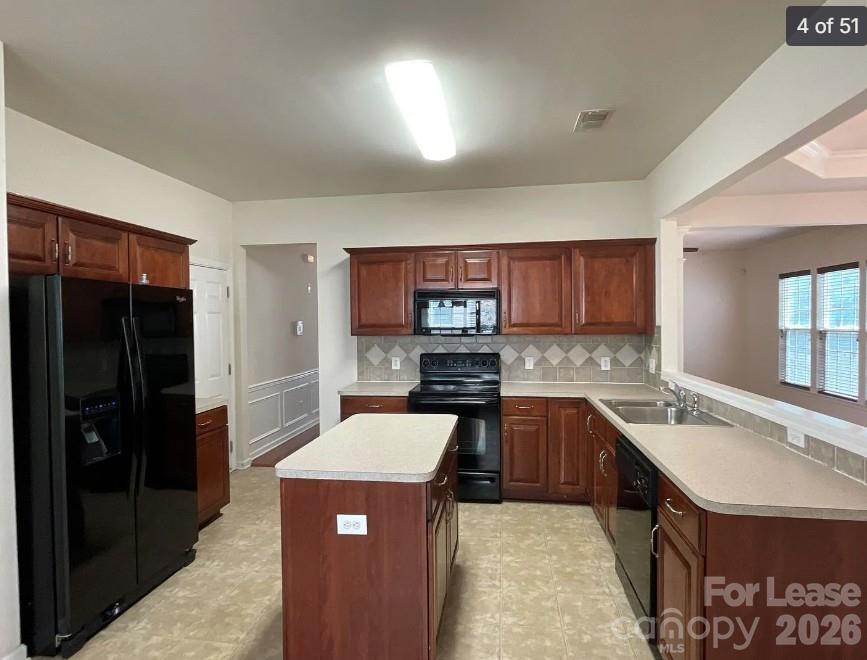 11142 Cypress View Drive Property Photo 4
